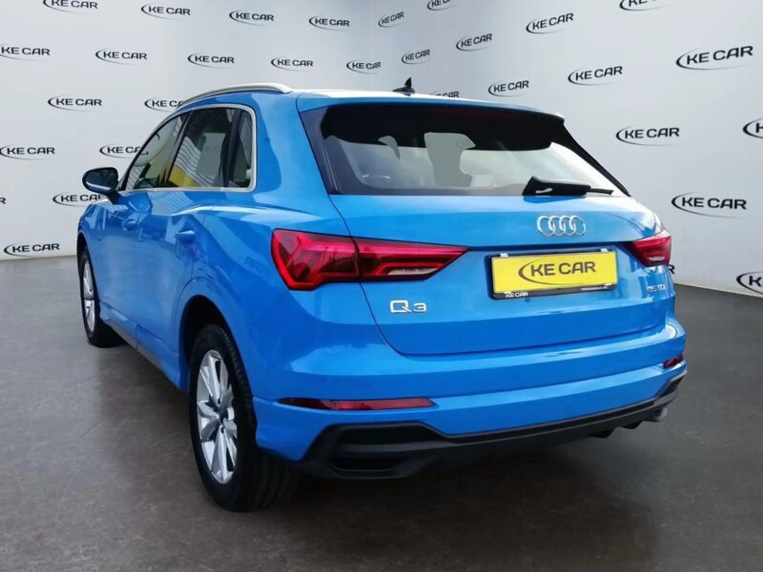 Audi - Q3