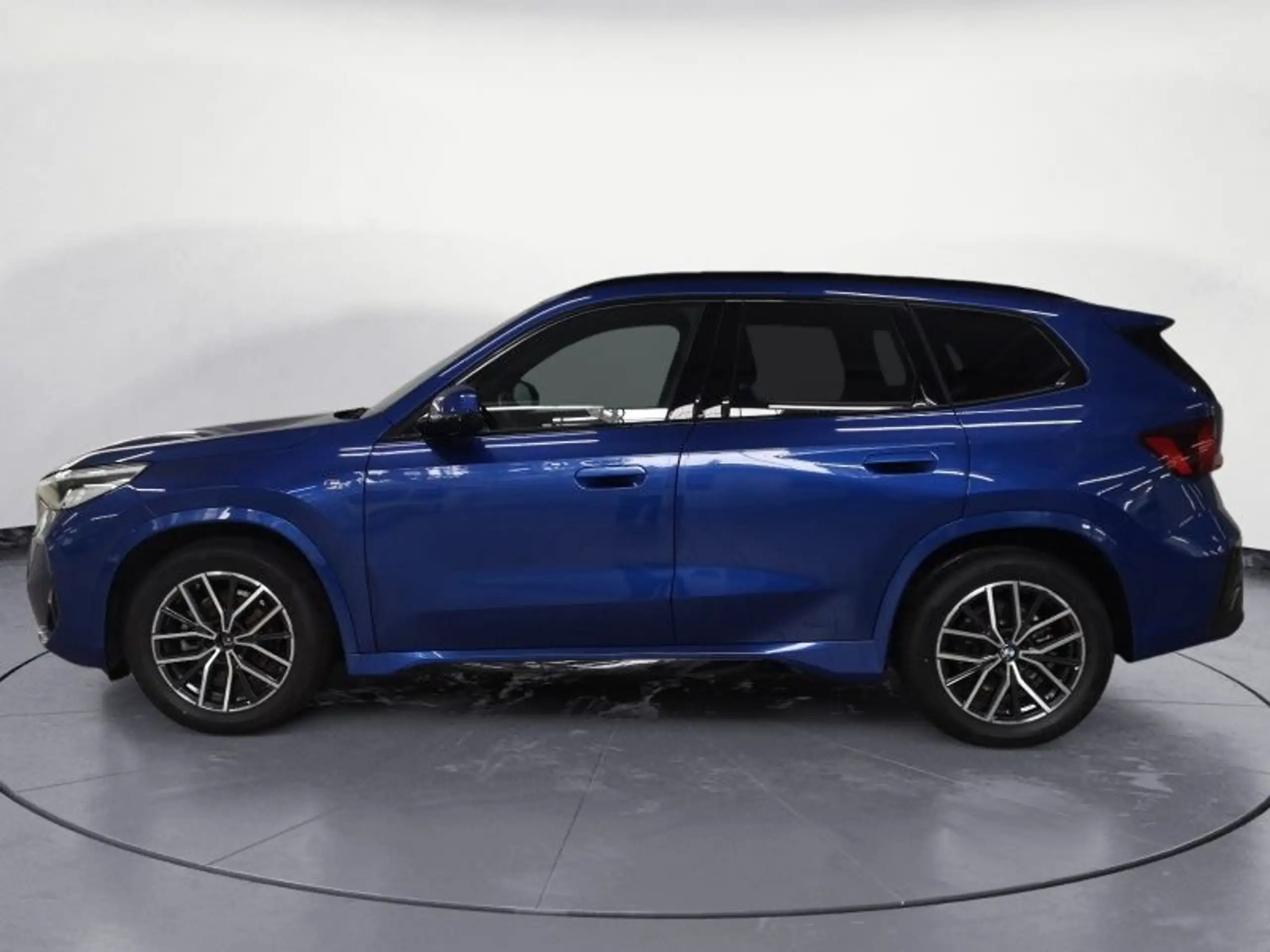 BMW - X1