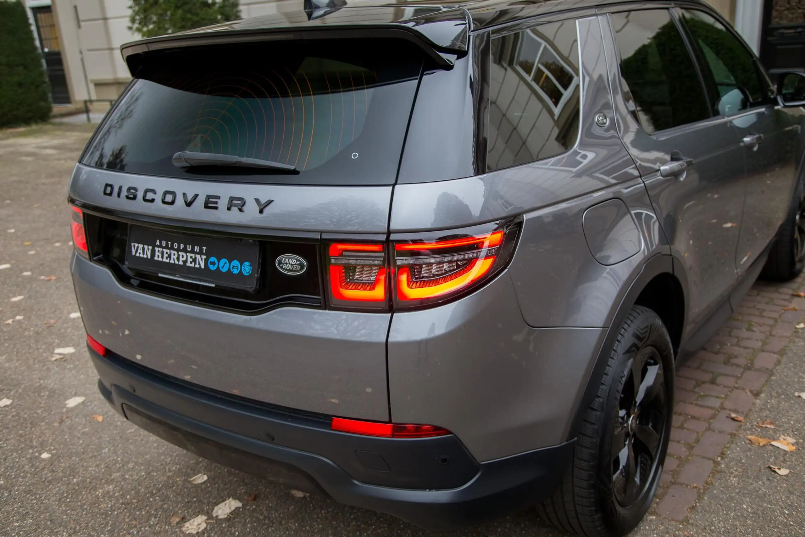 Land Rover - Discovery Sport