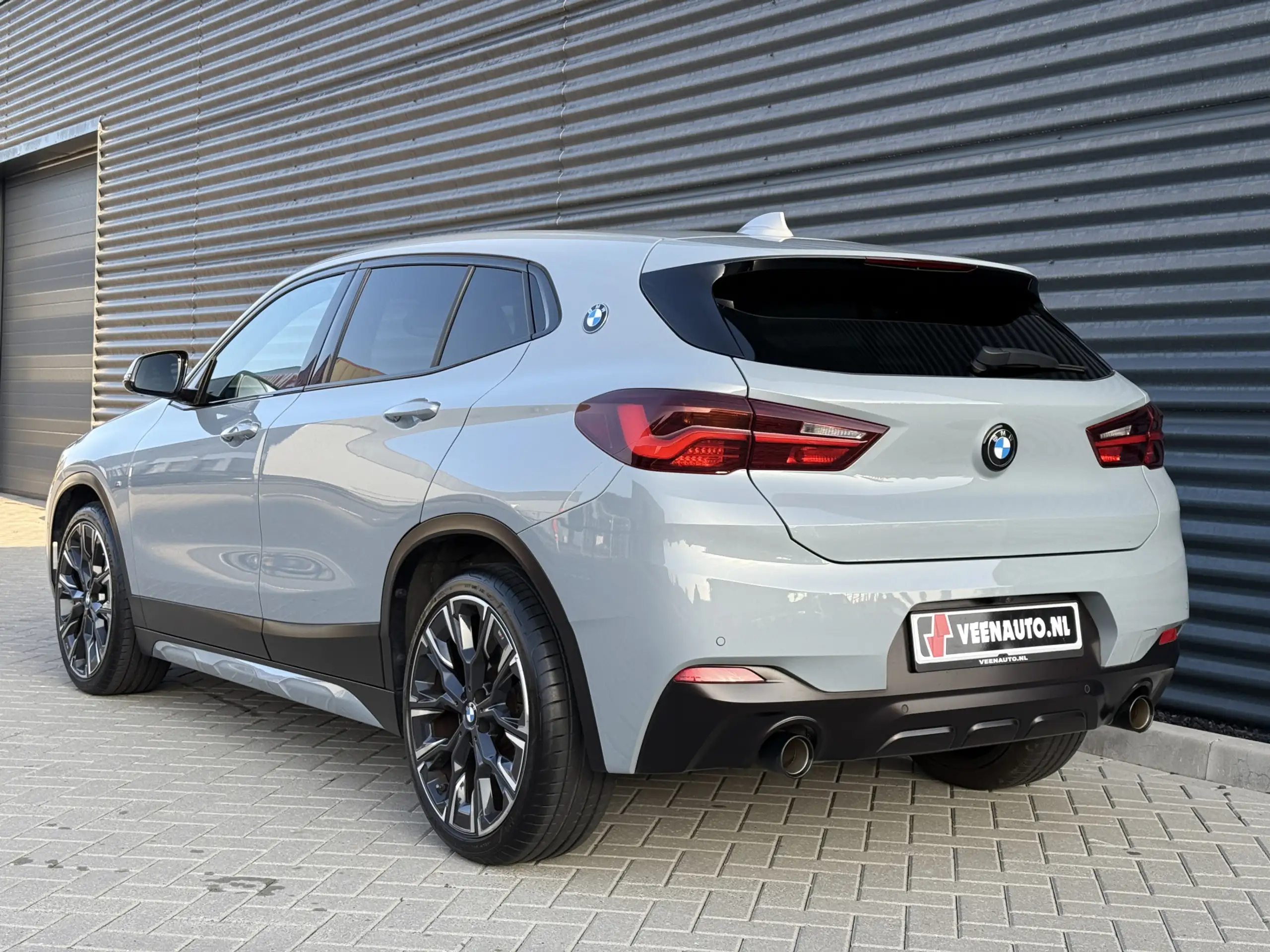 BMW - X2