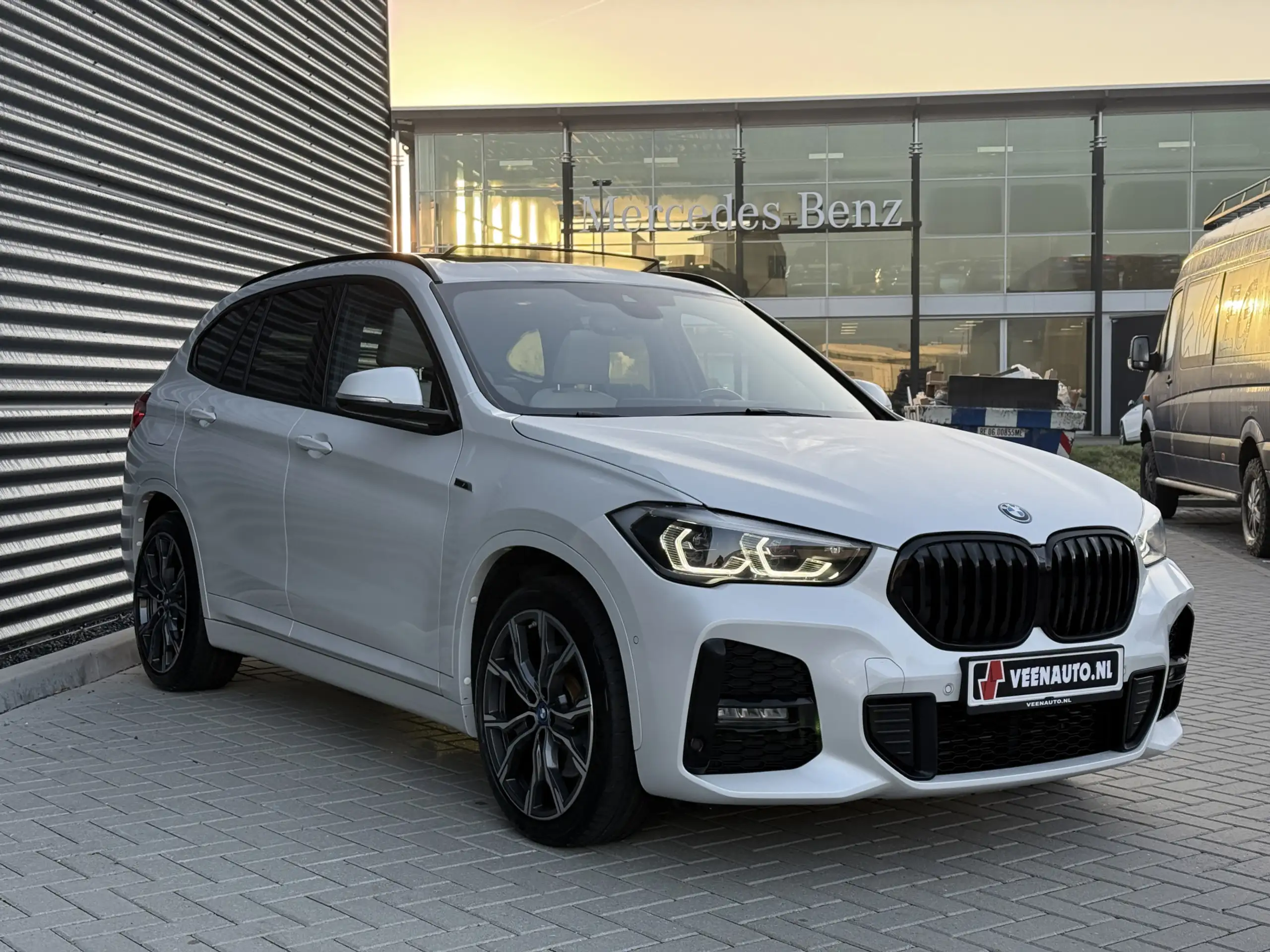 BMW - X1