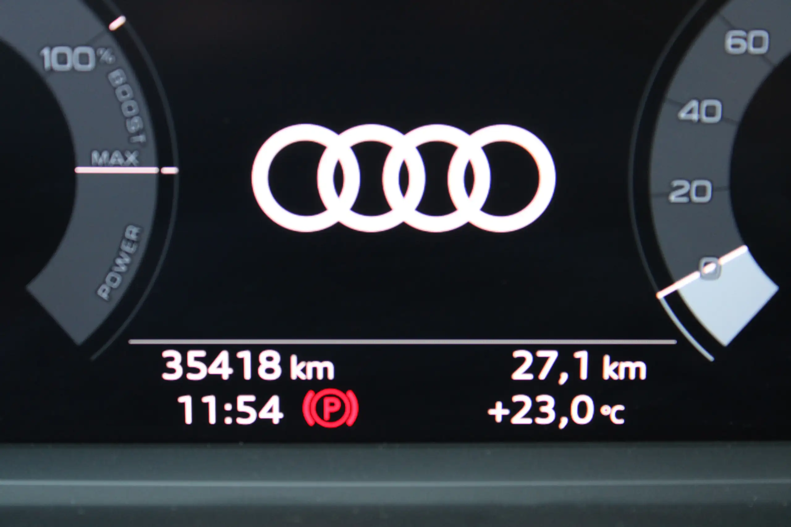 Audi - Q3