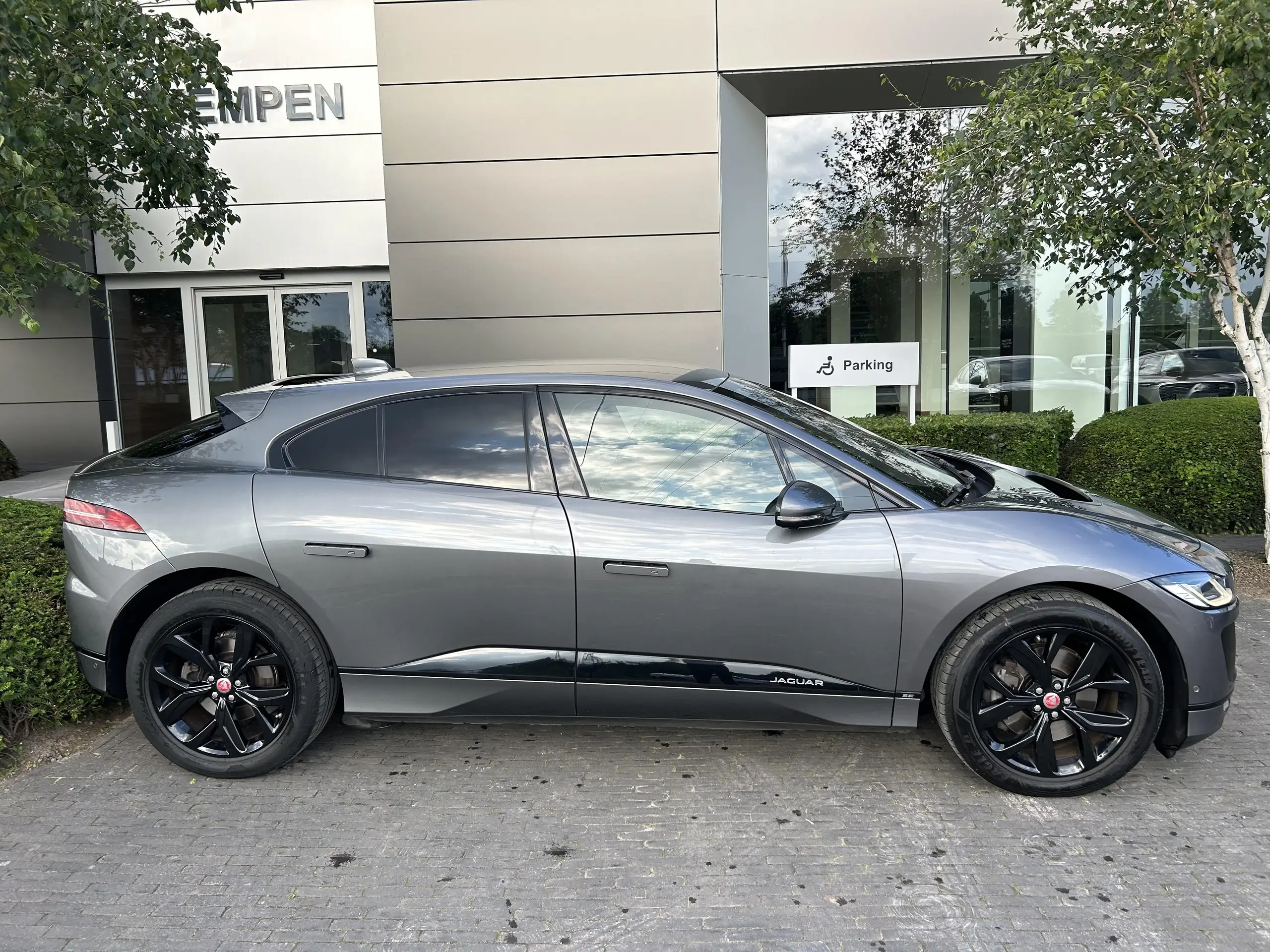 Jaguar - I-Pace