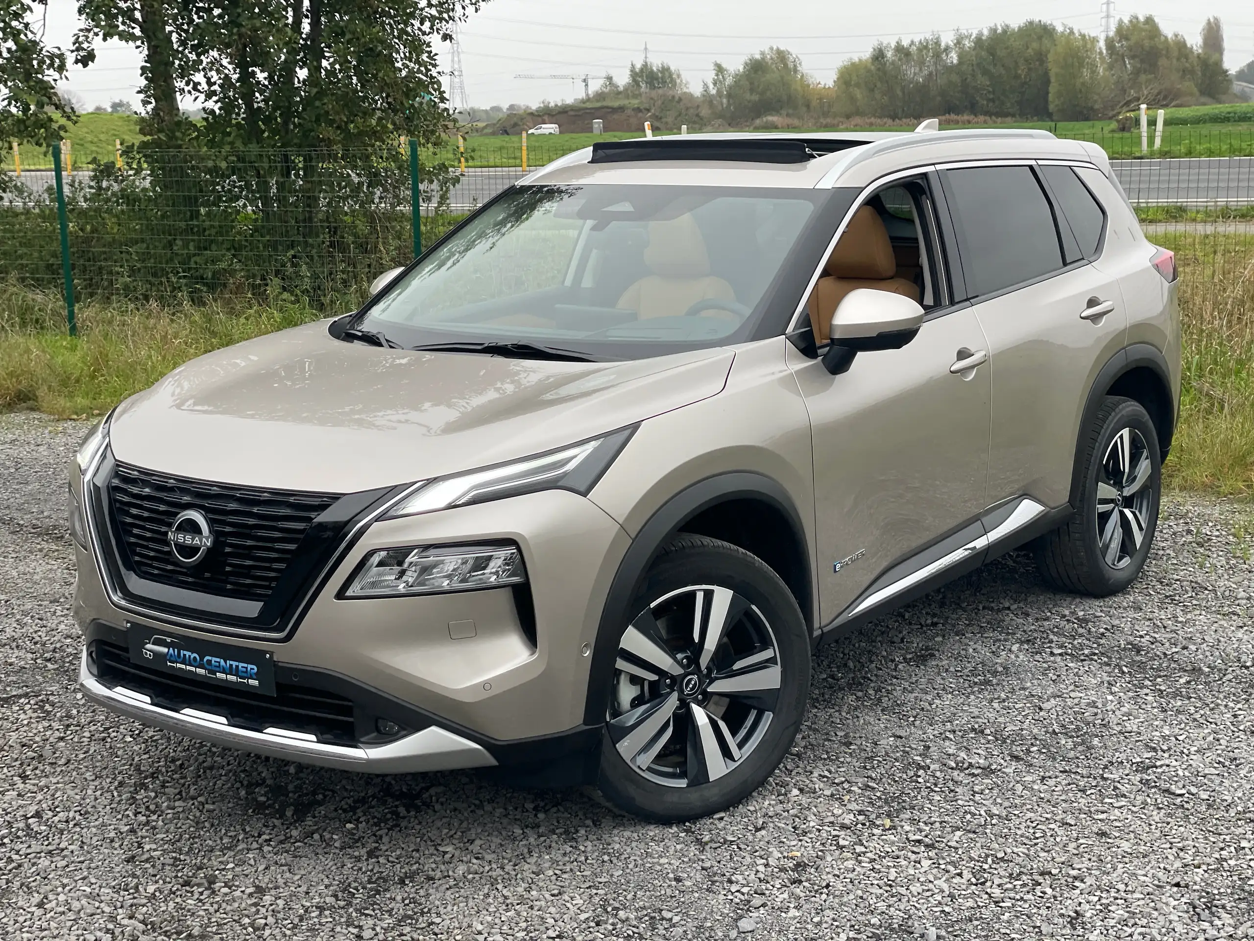 Nissan - X-Trail