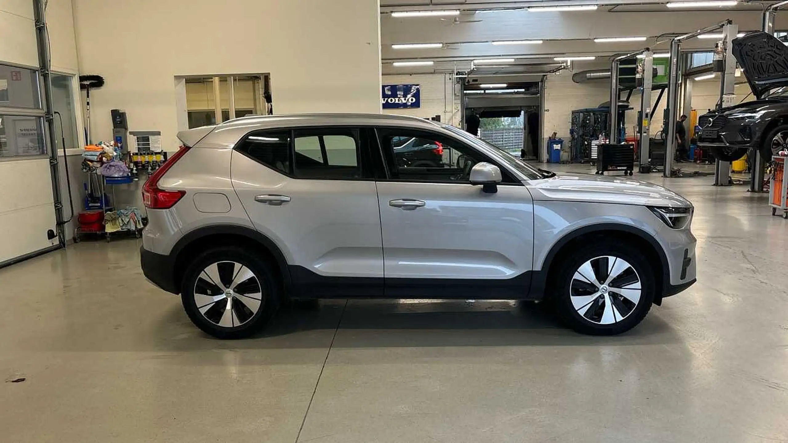 Volvo - XC40