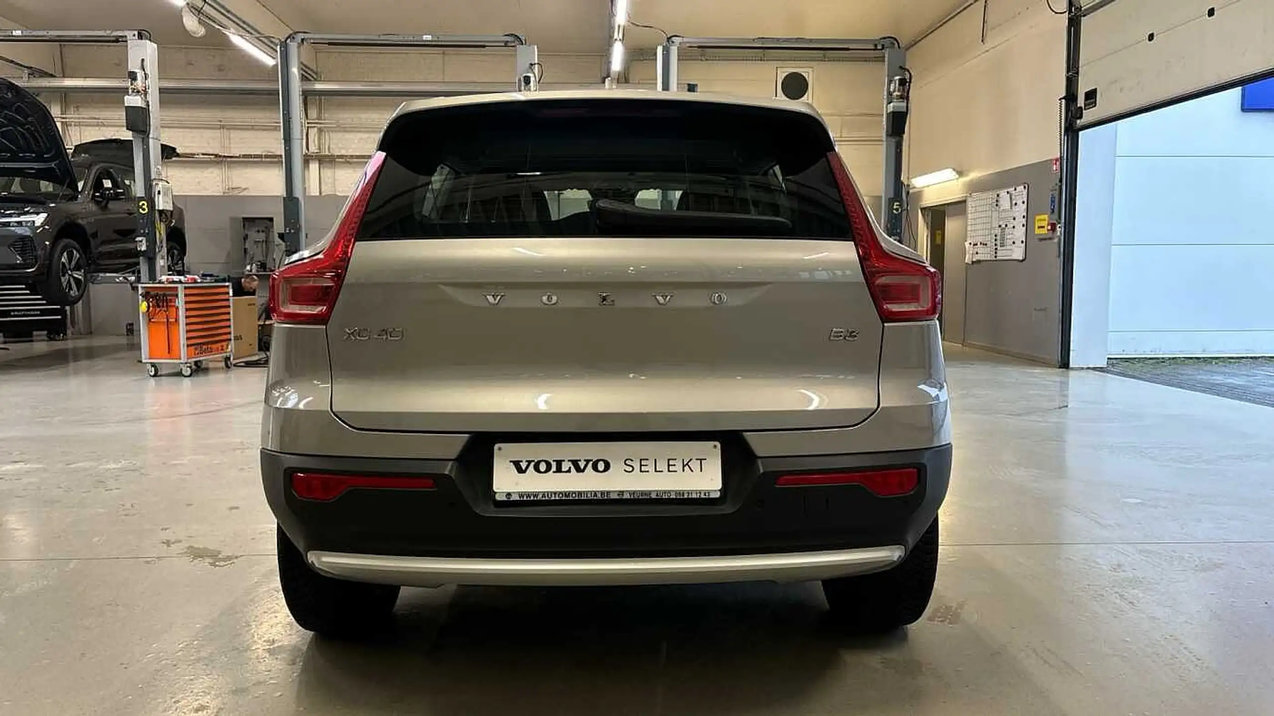 Volvo - XC40