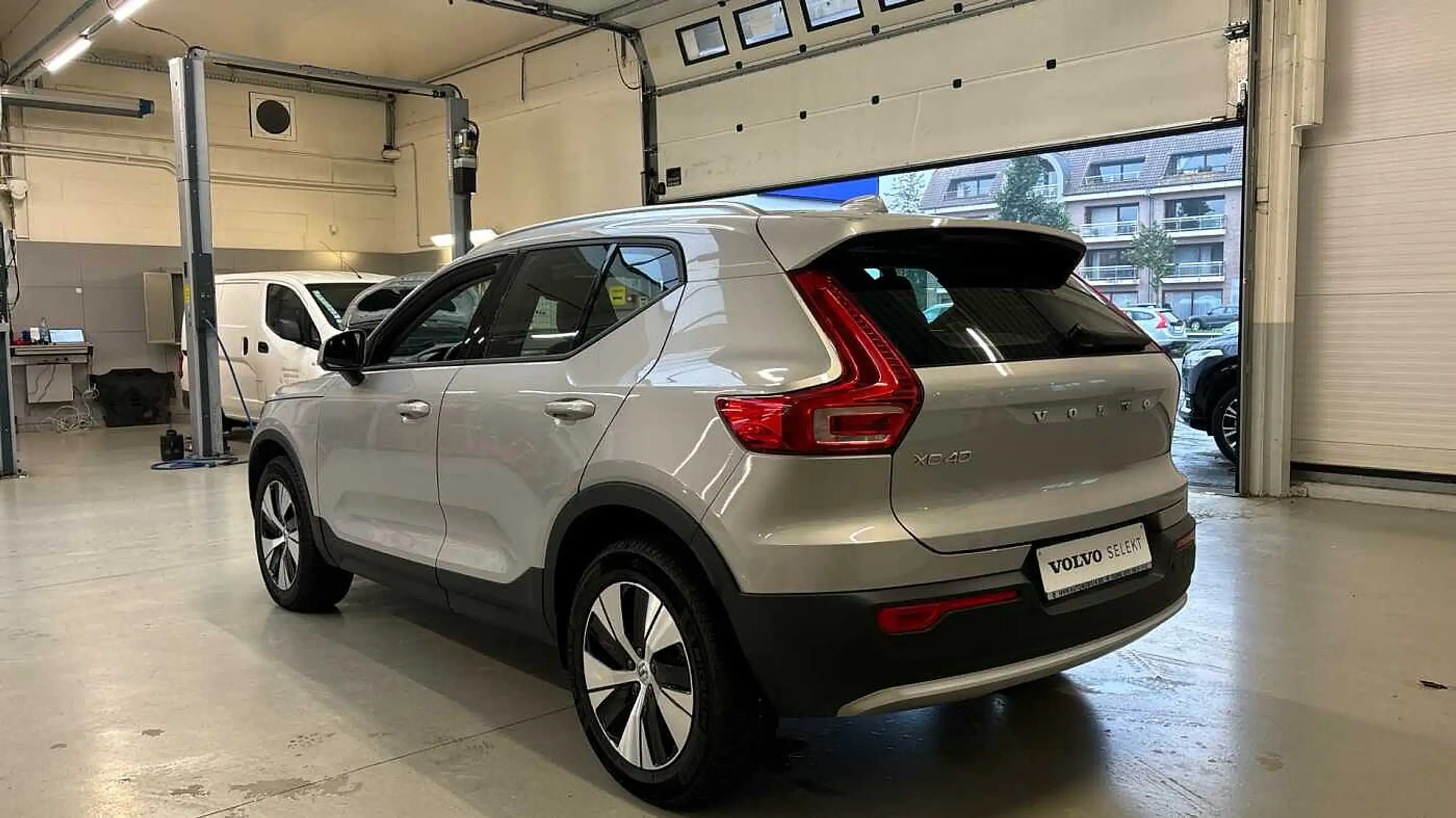 Volvo - XC40