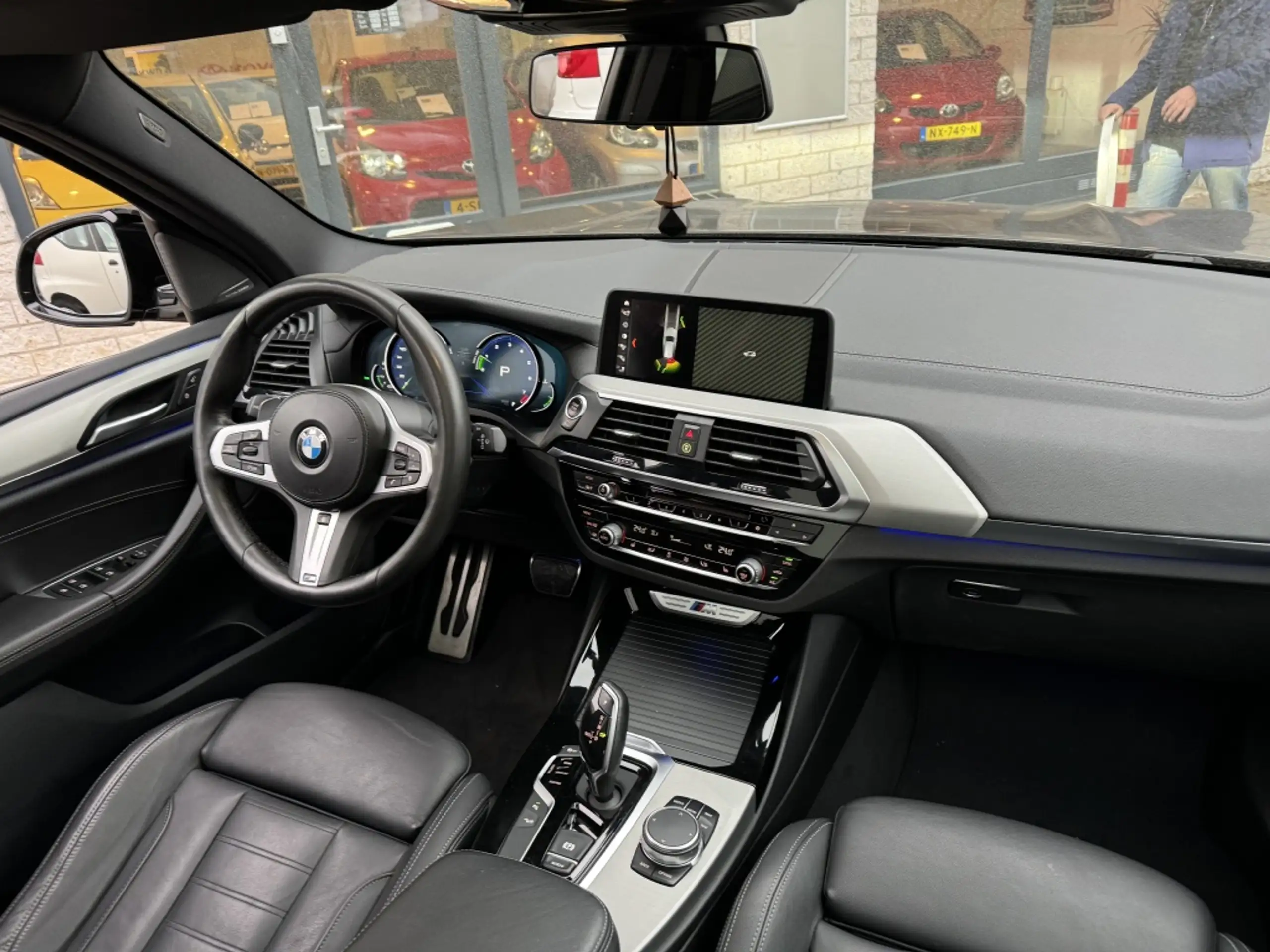 BMW - X3