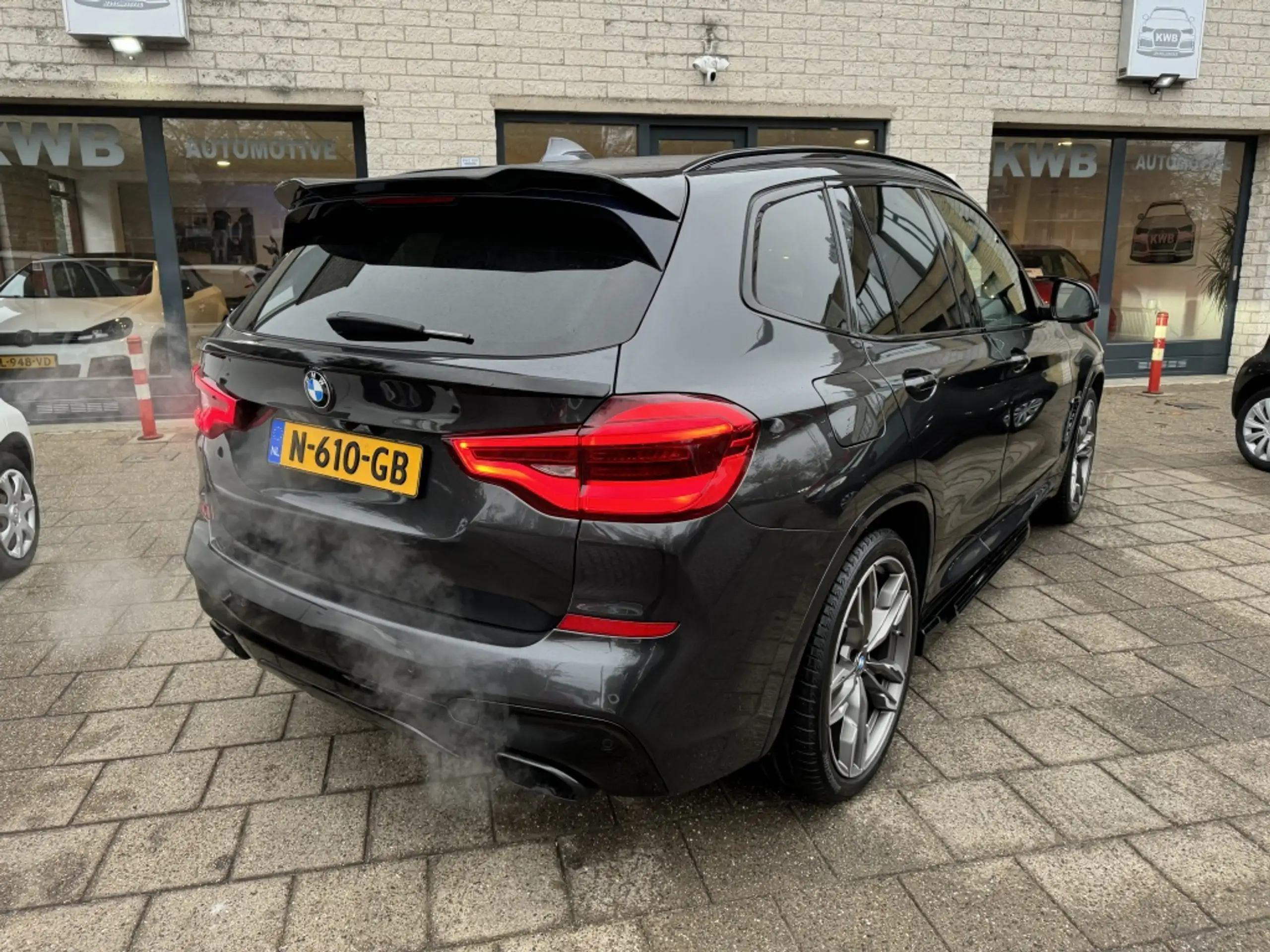 BMW - X3