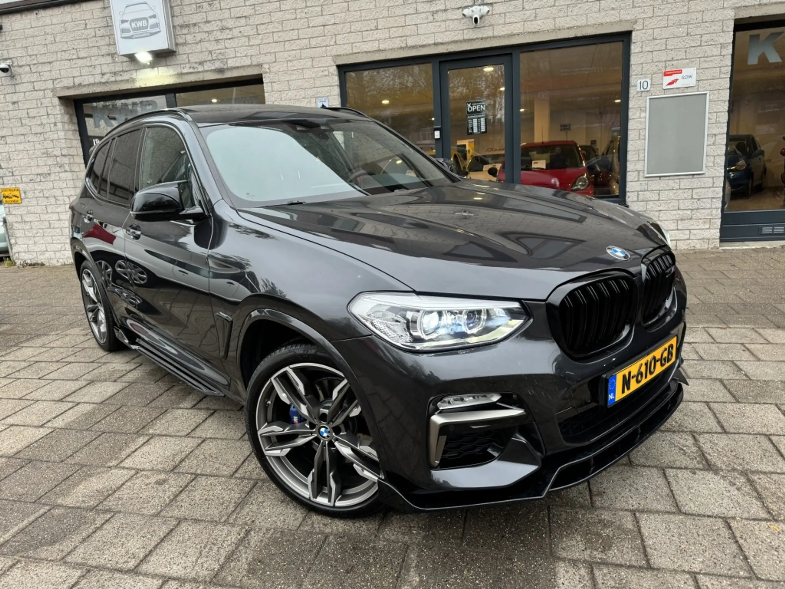 BMW - X3