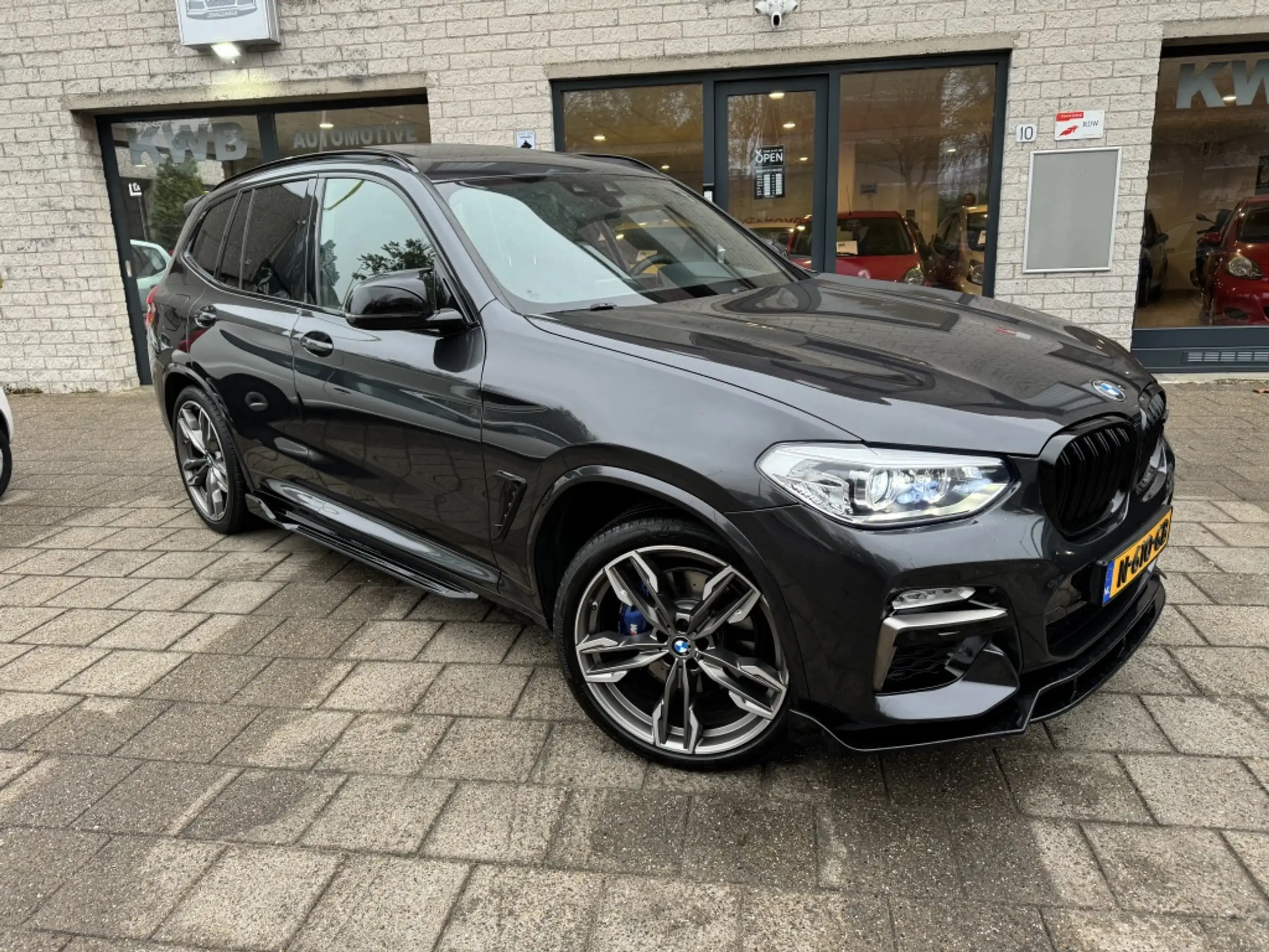 BMW - X3