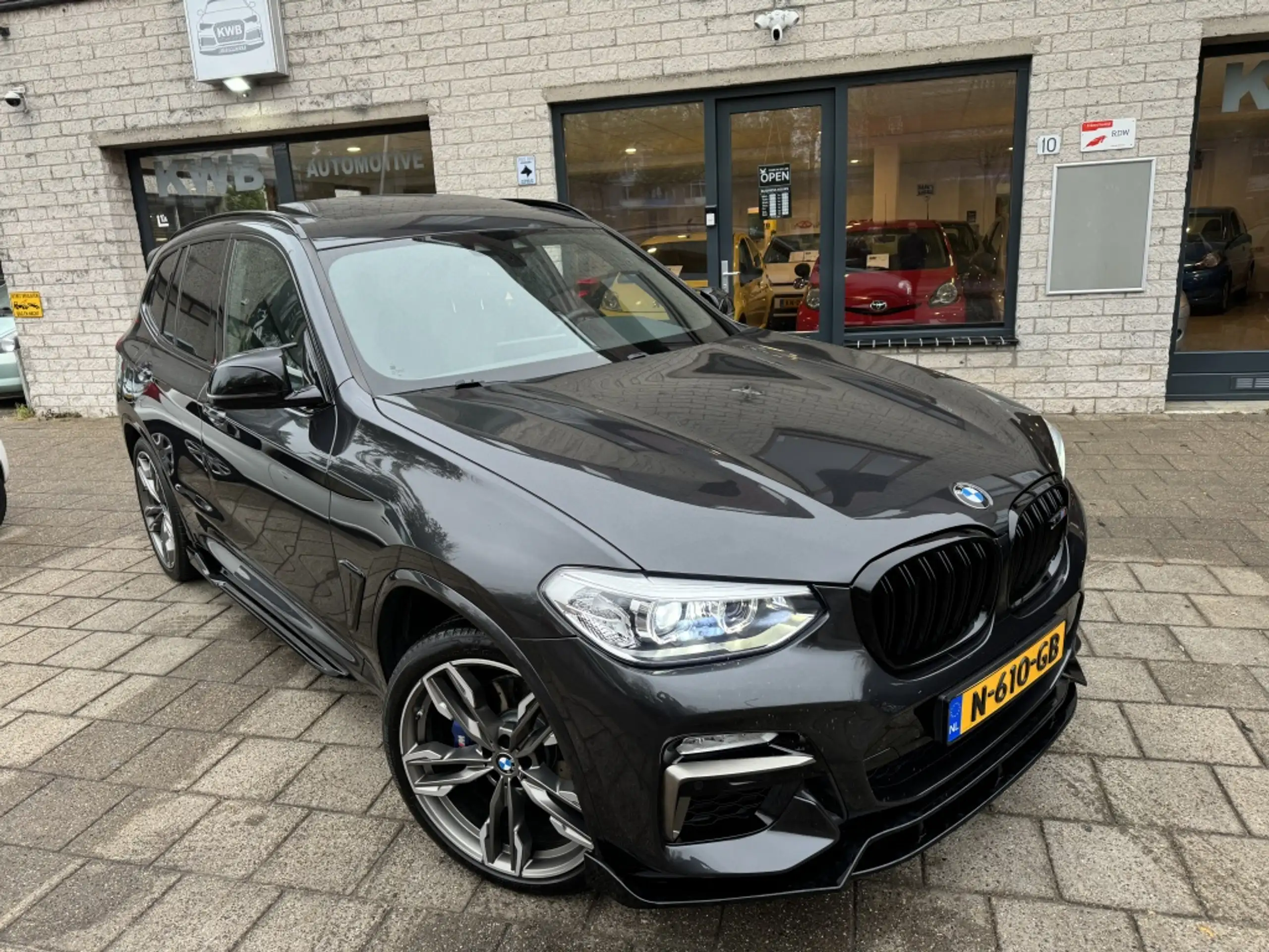 BMW - X3