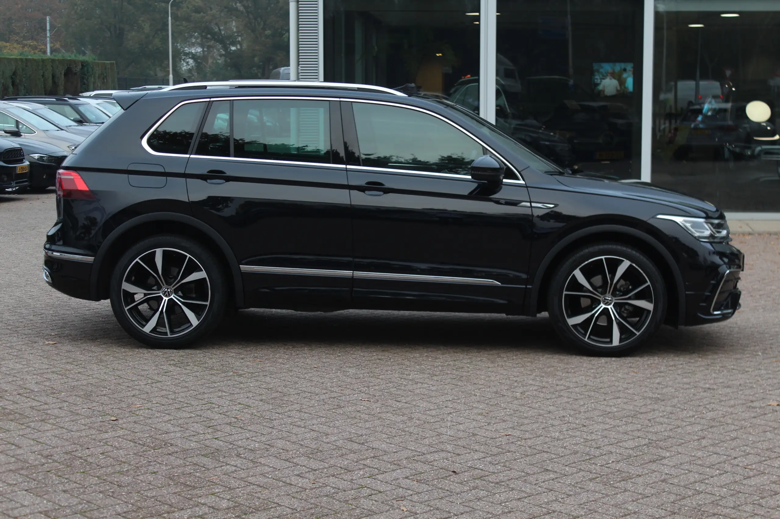 Volkswagen - Tiguan