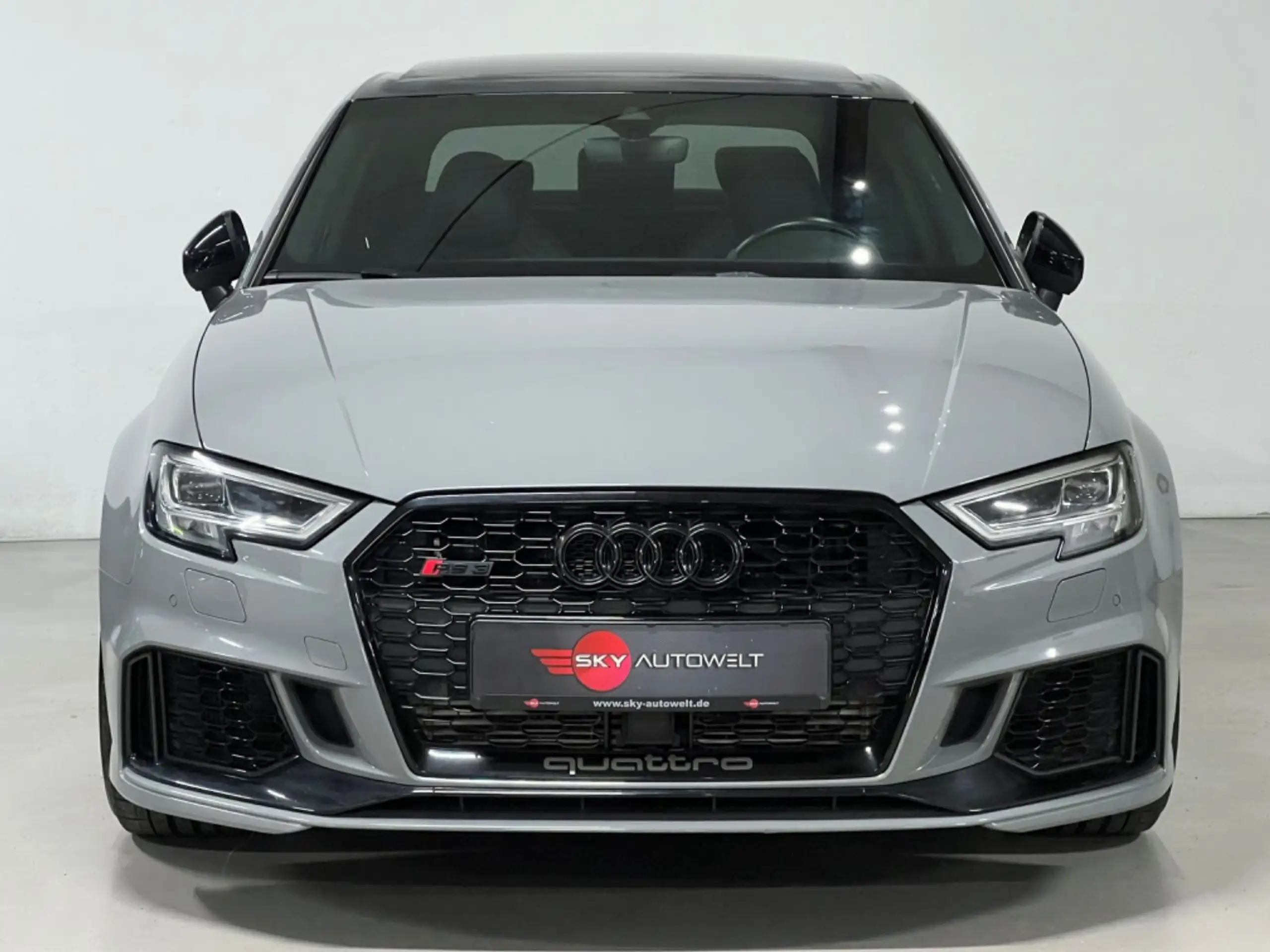 Audi - RS3