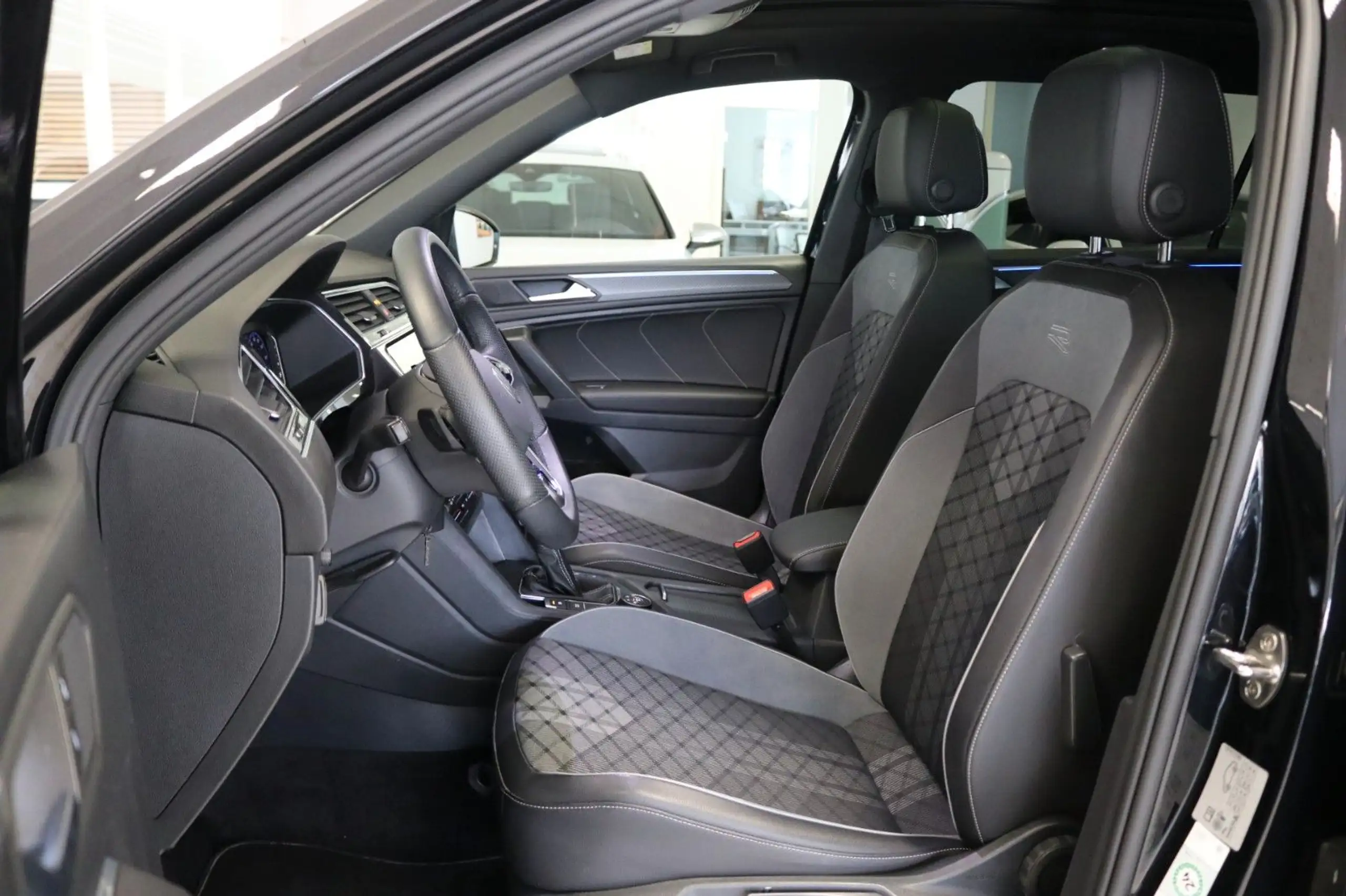 Volkswagen - Tiguan Allspace