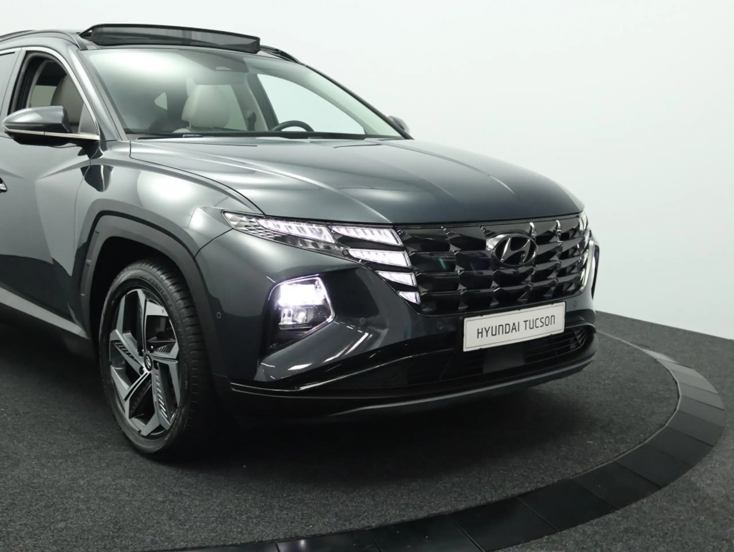 Hyundai - TUCSON