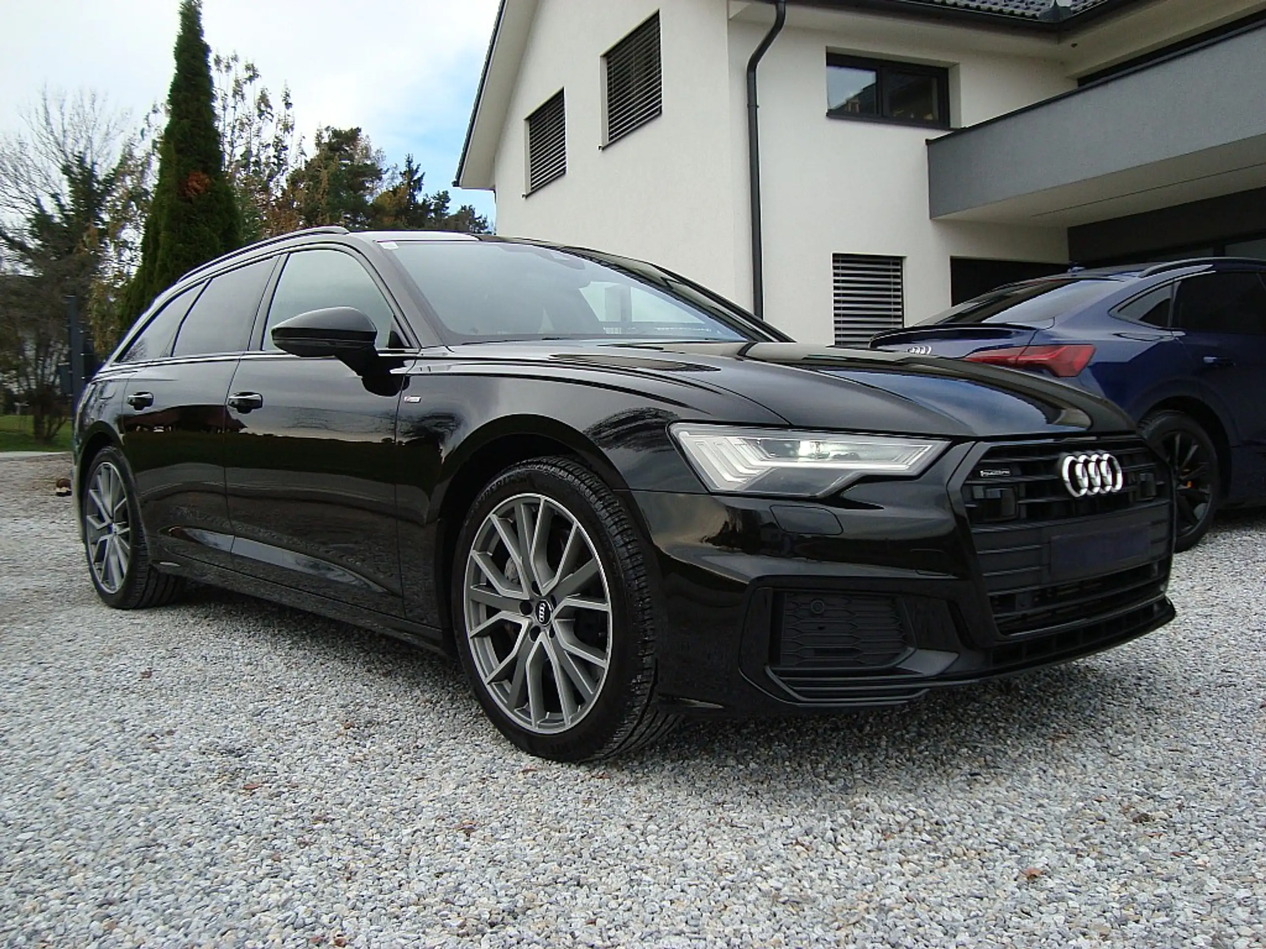 Audi - A6