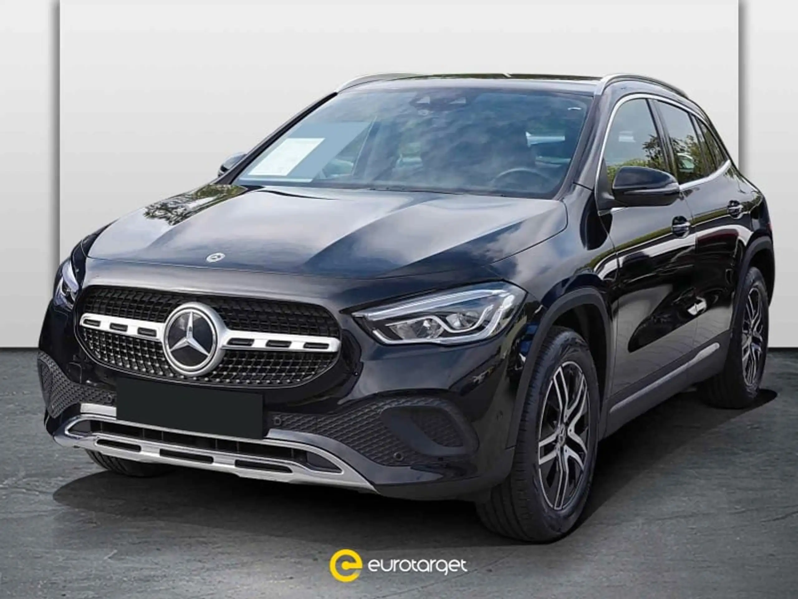 Mercedes-Benz - GLA 180