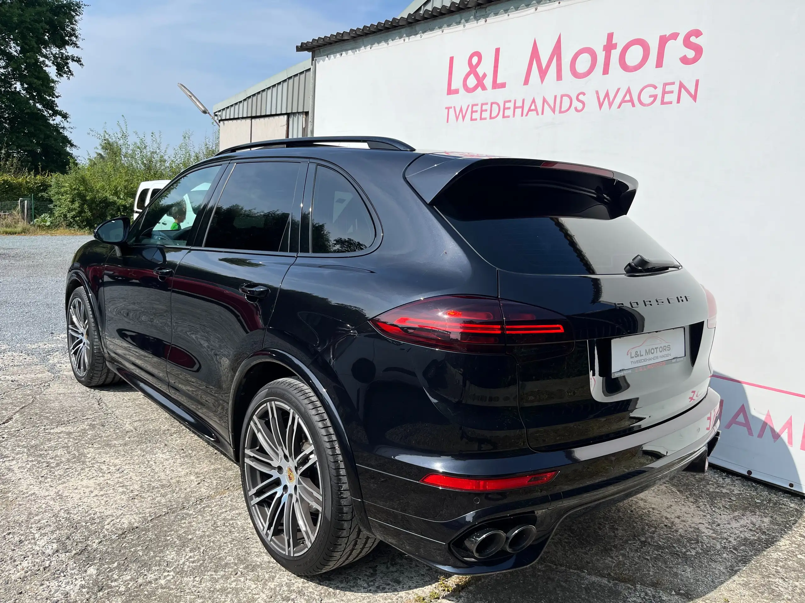 Porsche - Cayenne