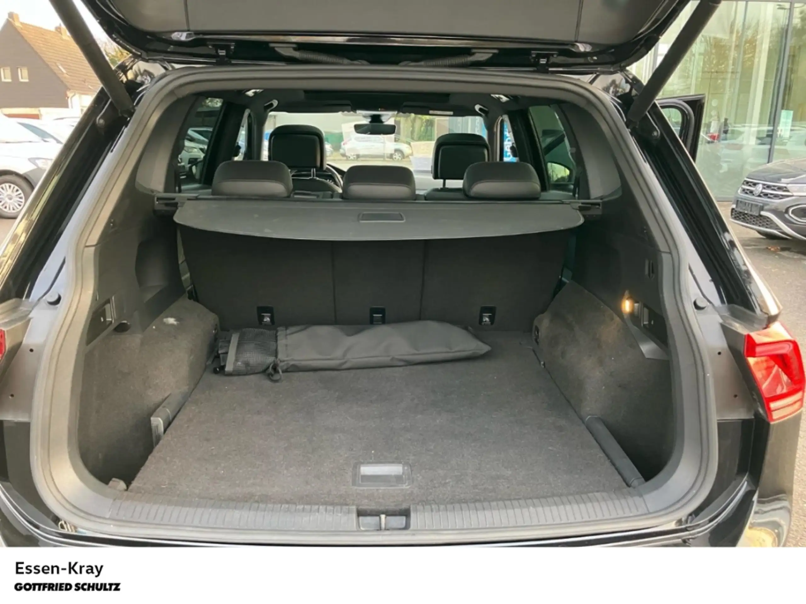 Volkswagen - Tiguan Allspace