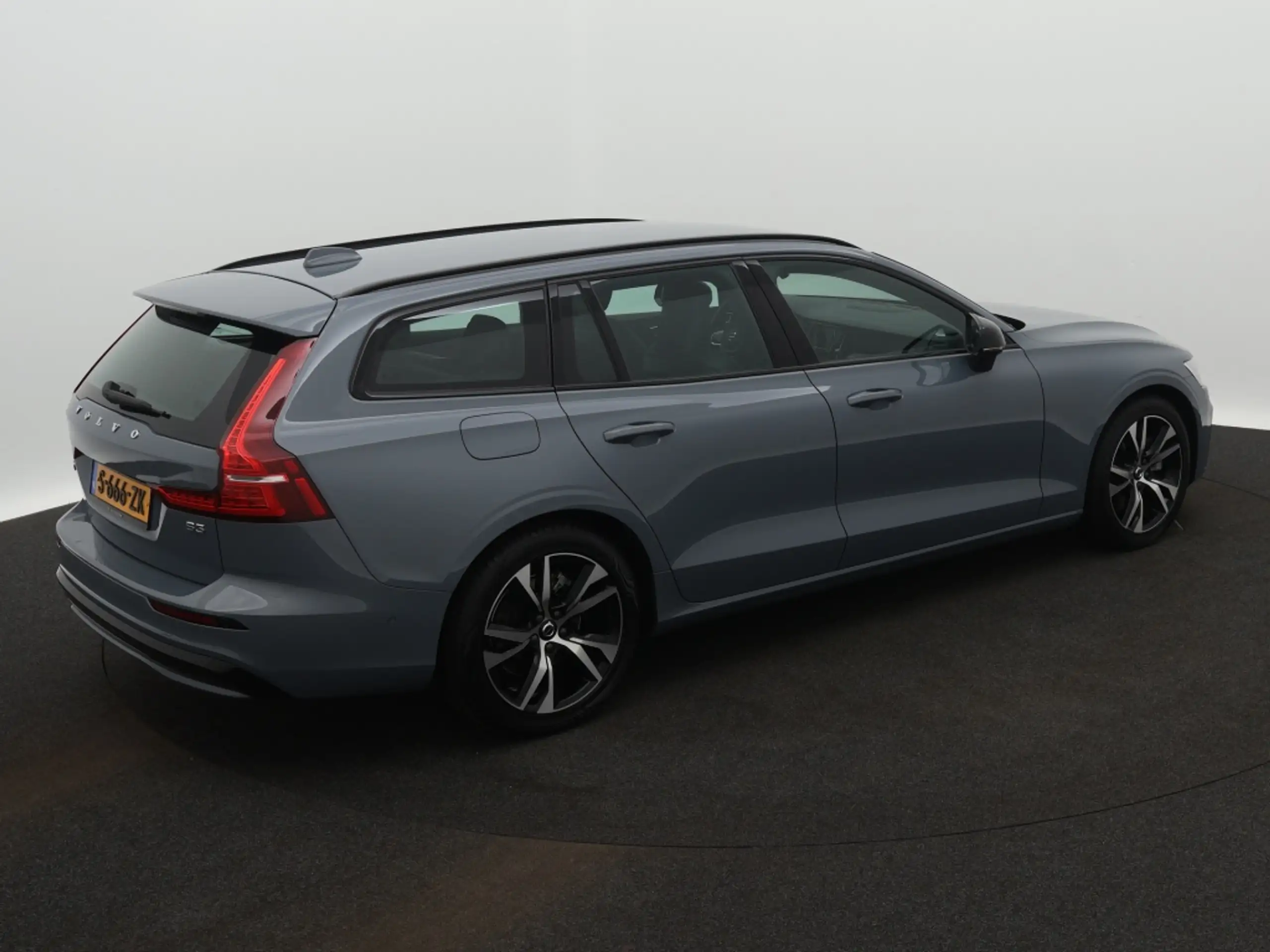 Volvo - V60