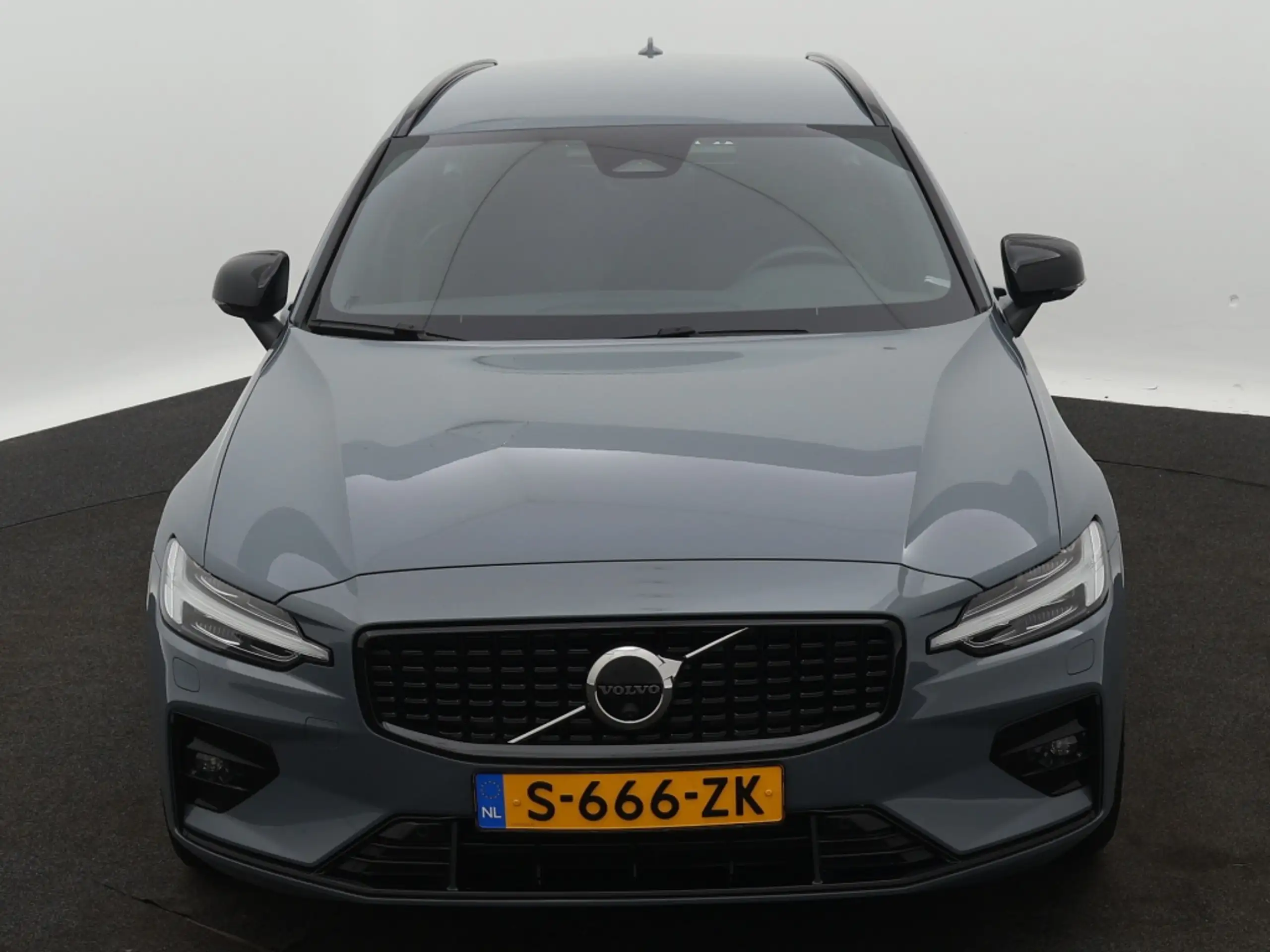 Volvo - V60