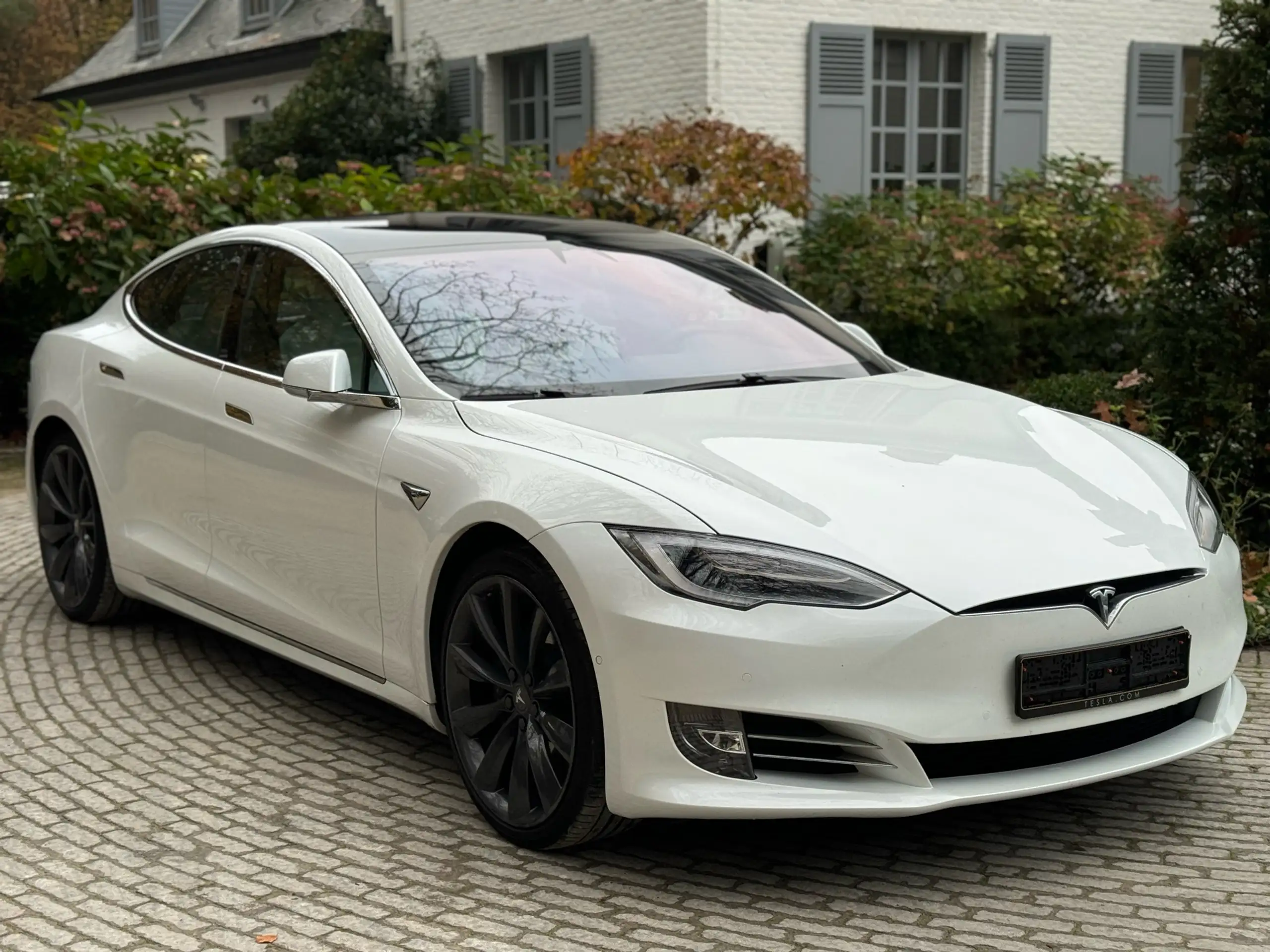 Tesla - Model S