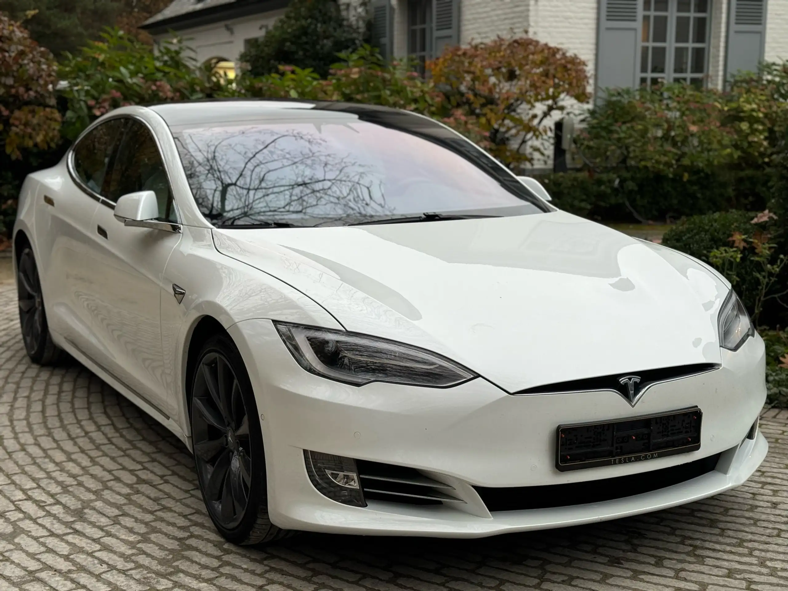 Tesla - Model S