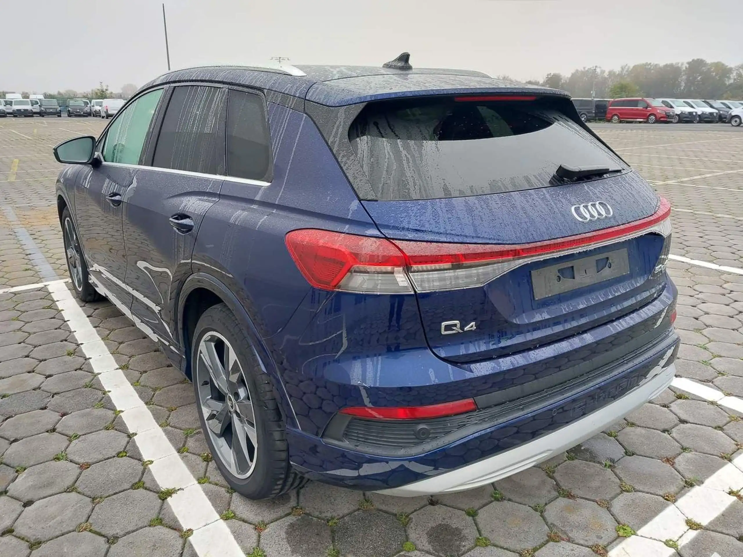 Audi - Q4 e-tron