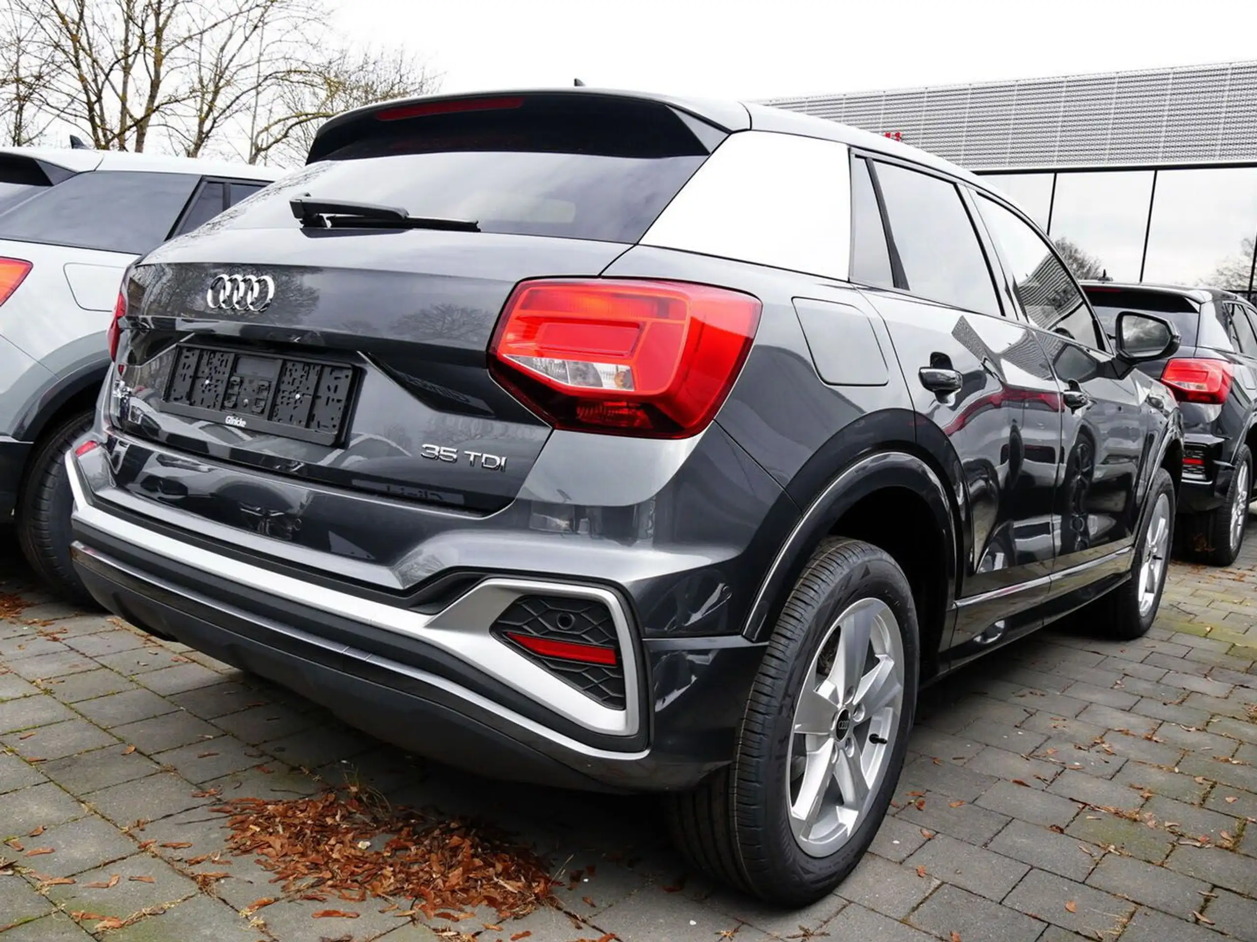 Audi - Q2