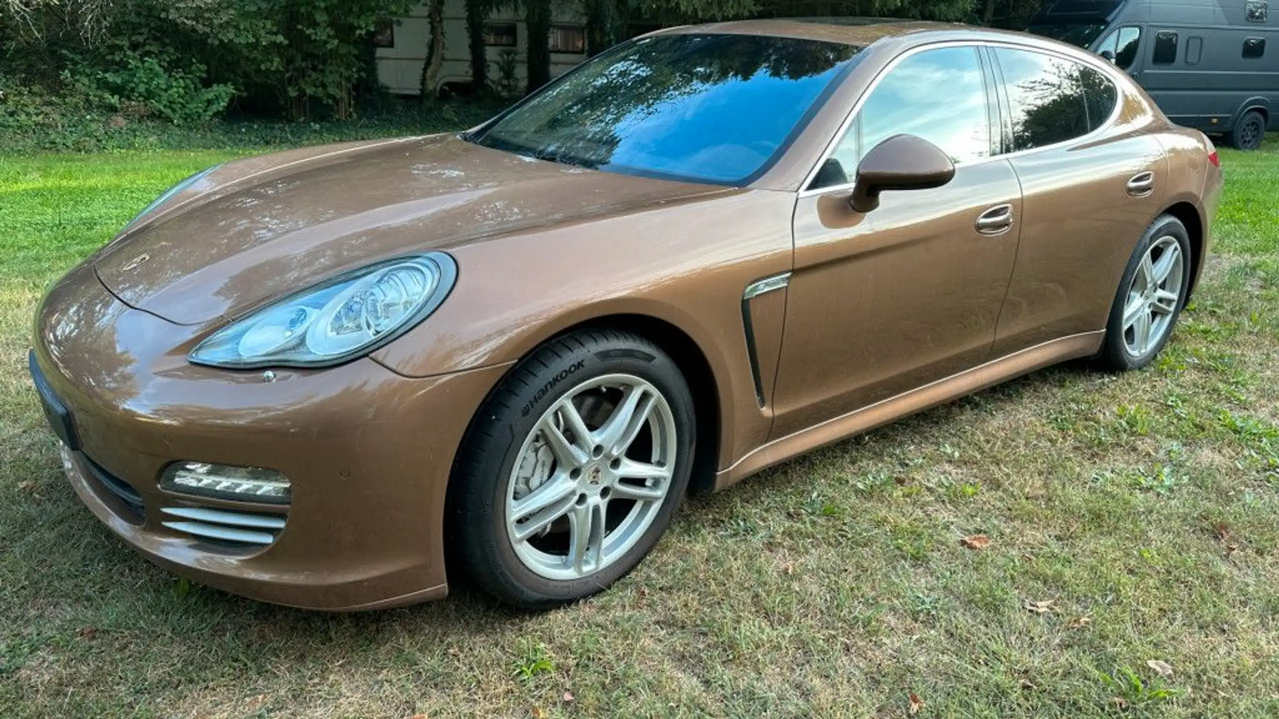 Porsche - Panamera