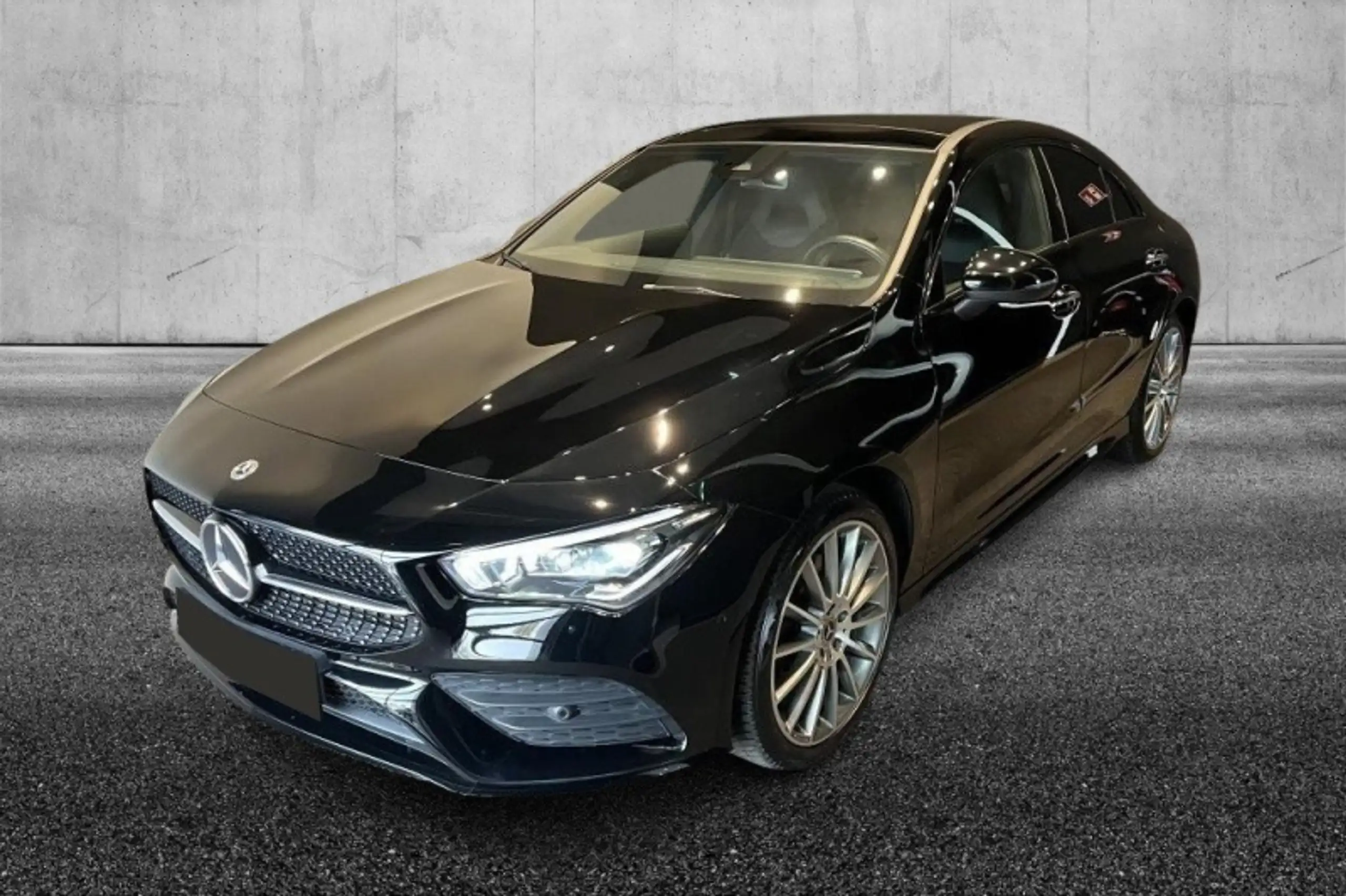 Mercedes-Benz - CLA 250