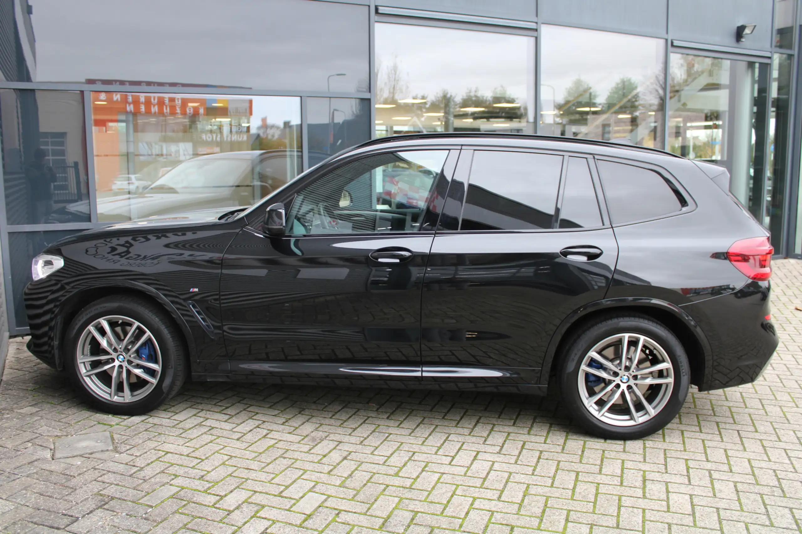 BMW - X3