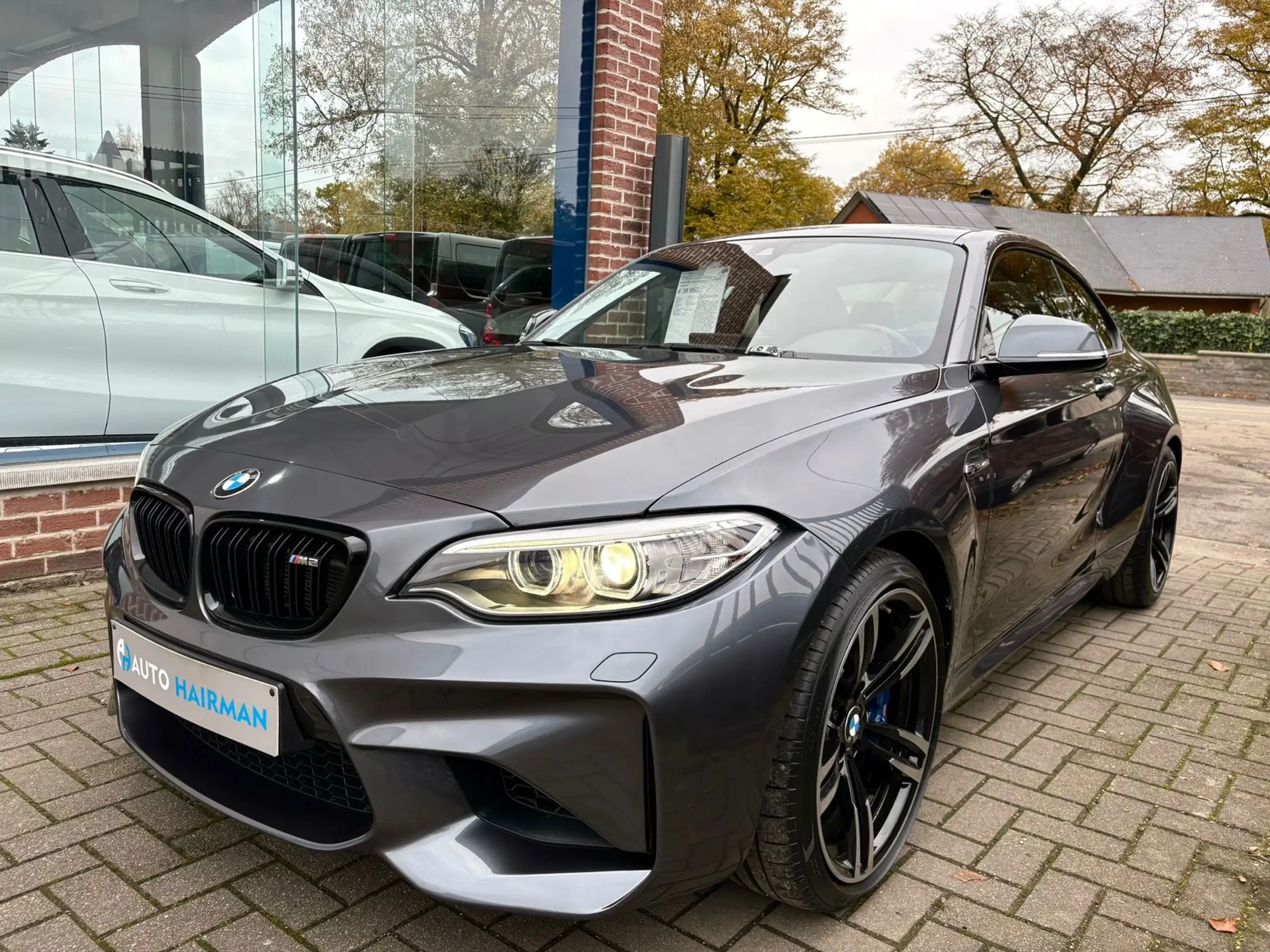 BMW - M2