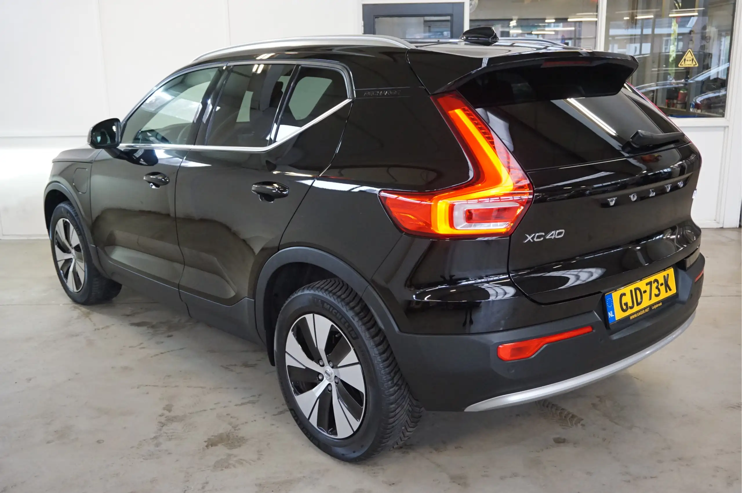 Volvo - XC40