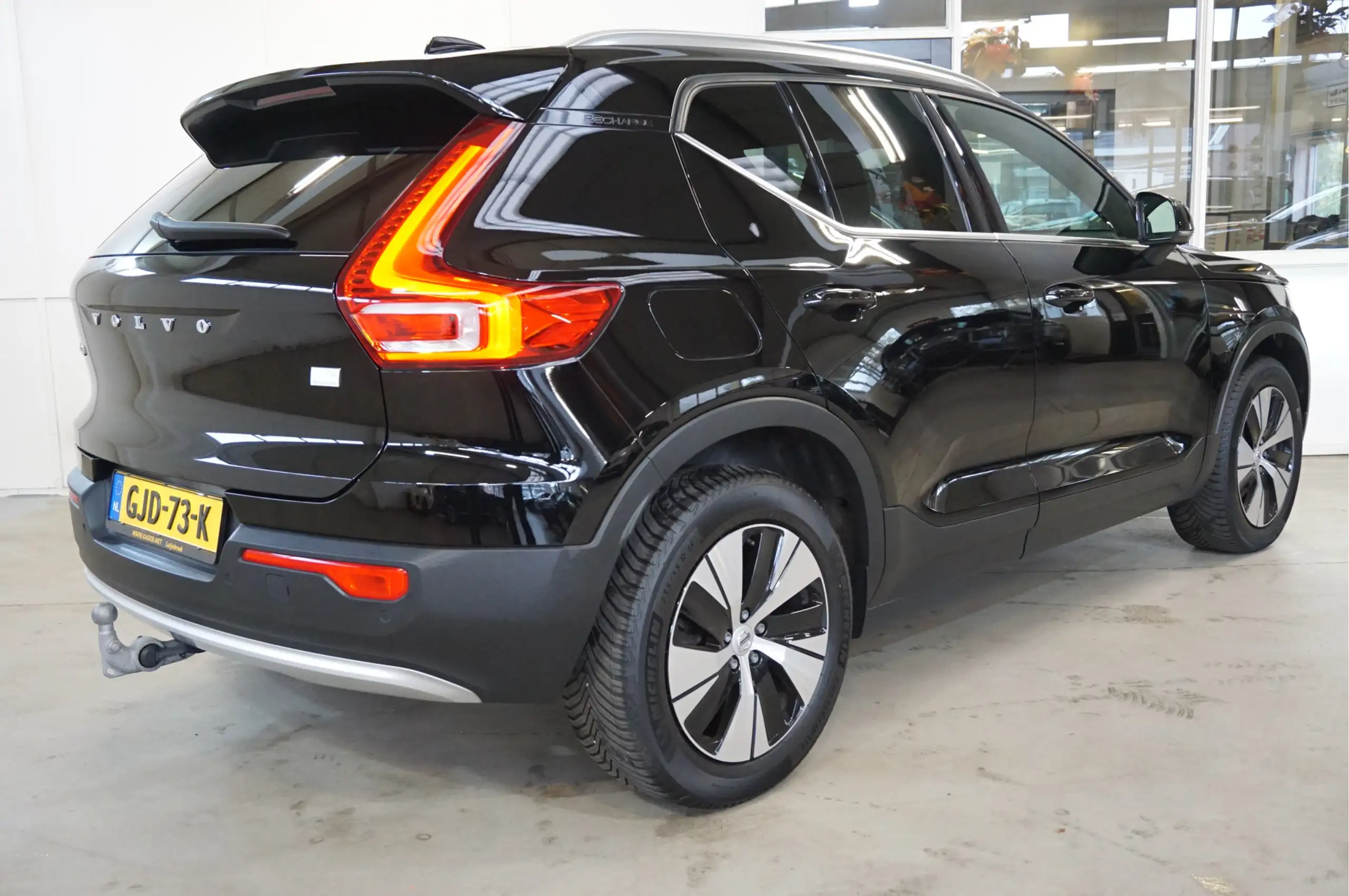 Volvo - XC40