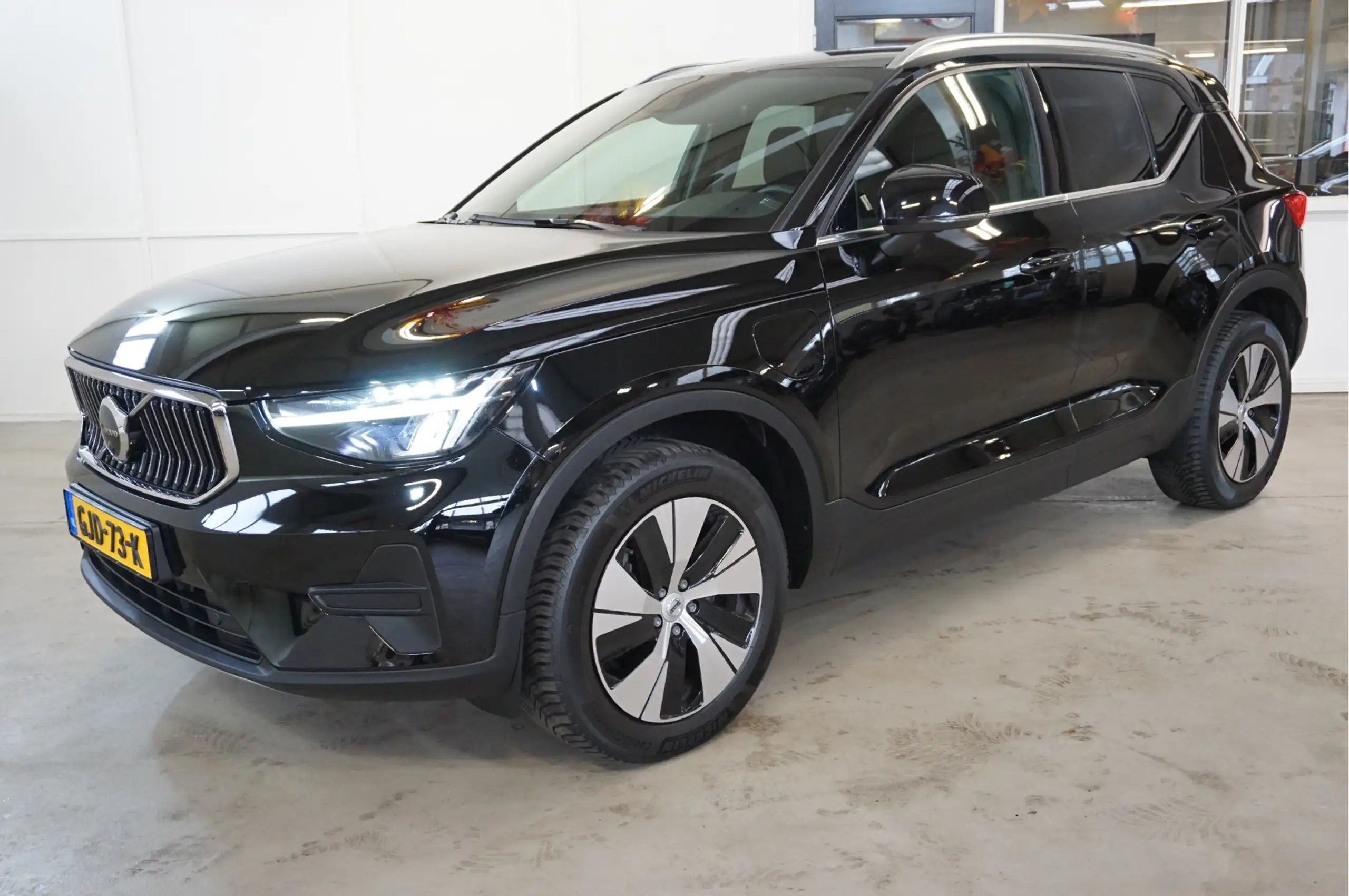 Volvo - XC40