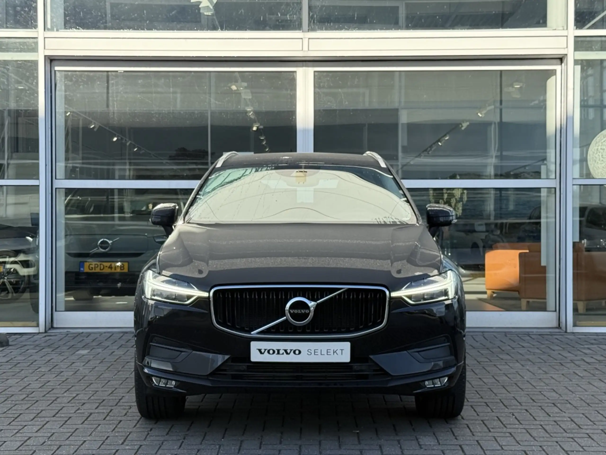 Volvo - XC60