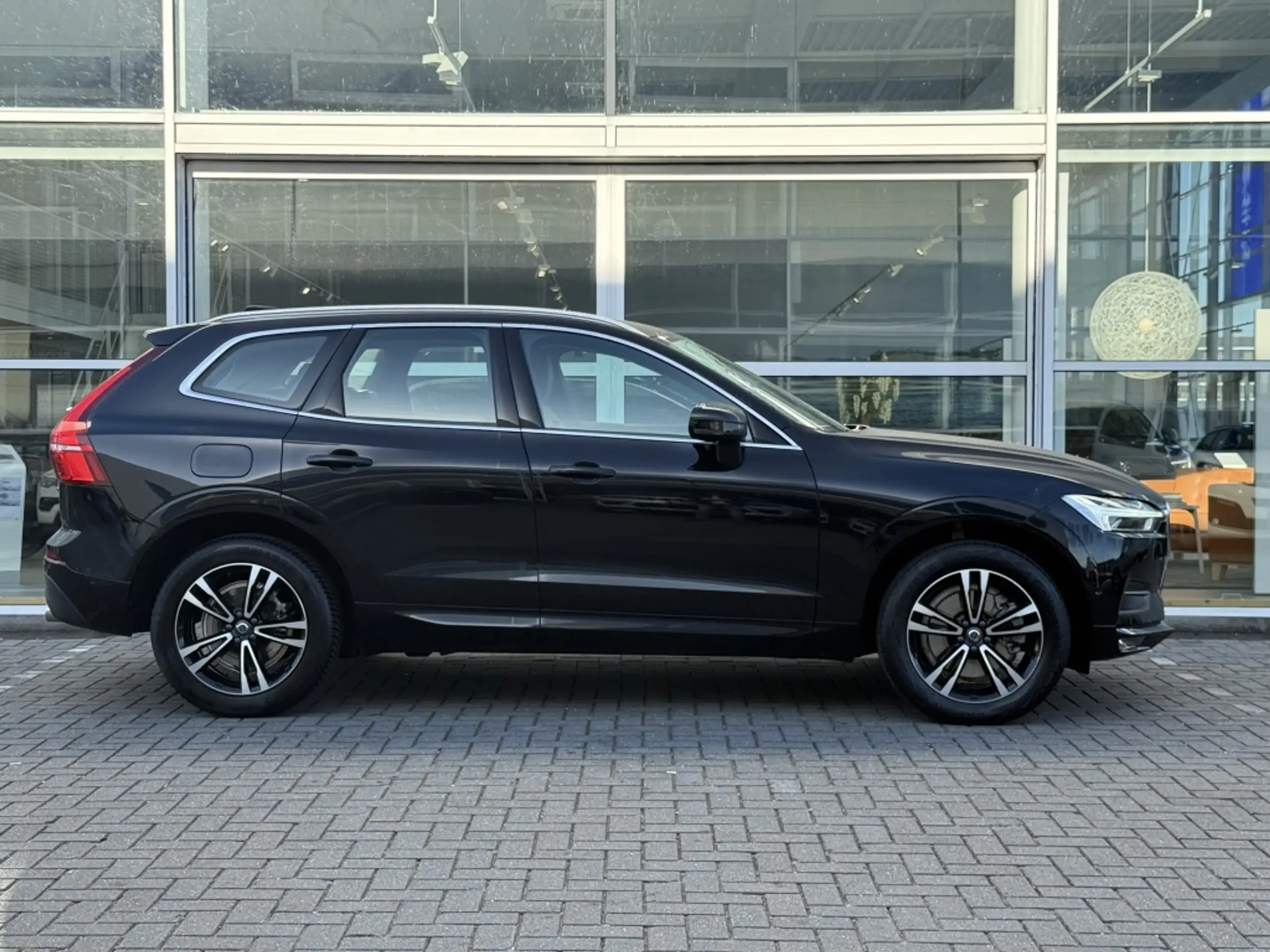 Volvo - XC60