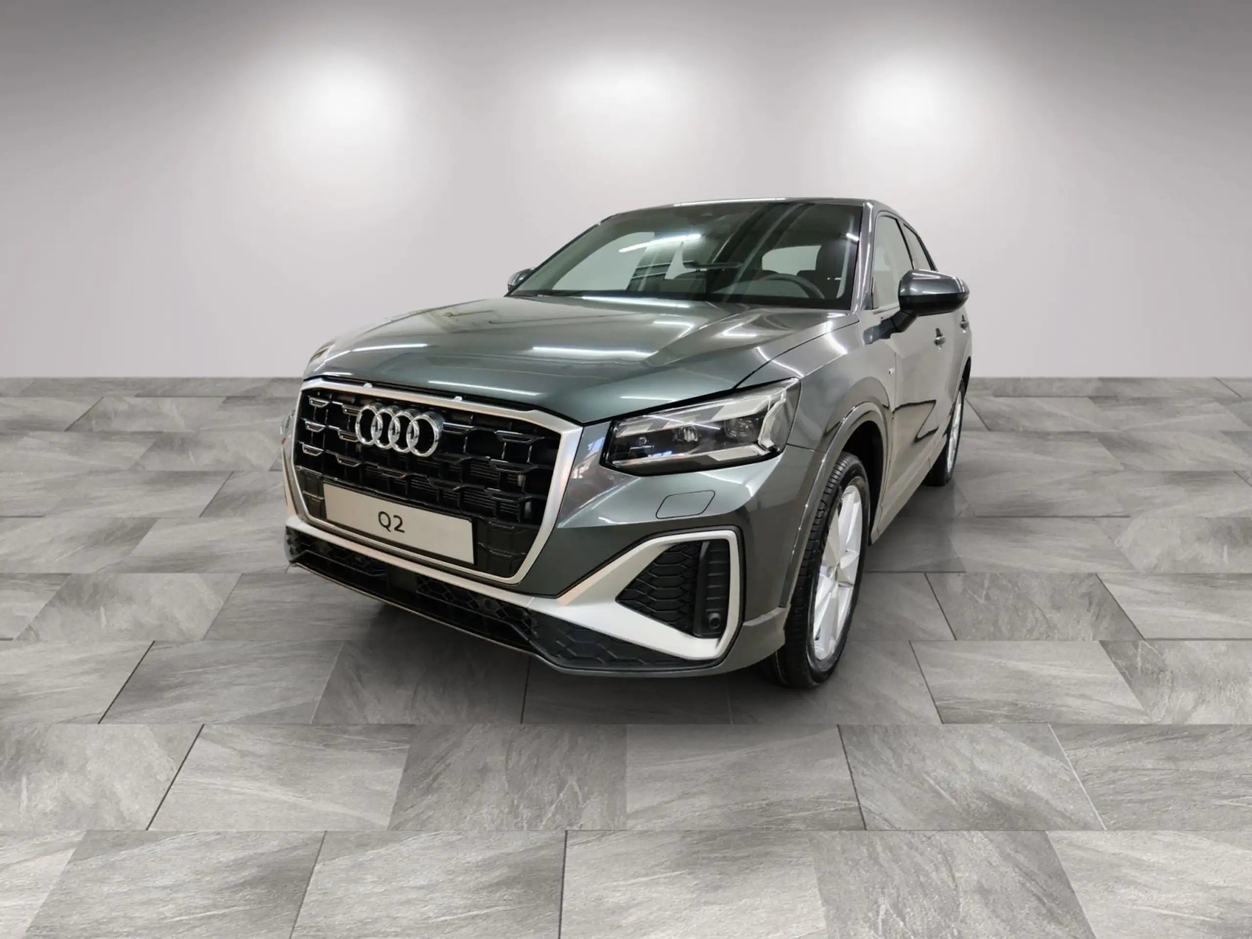 Audi - Q2