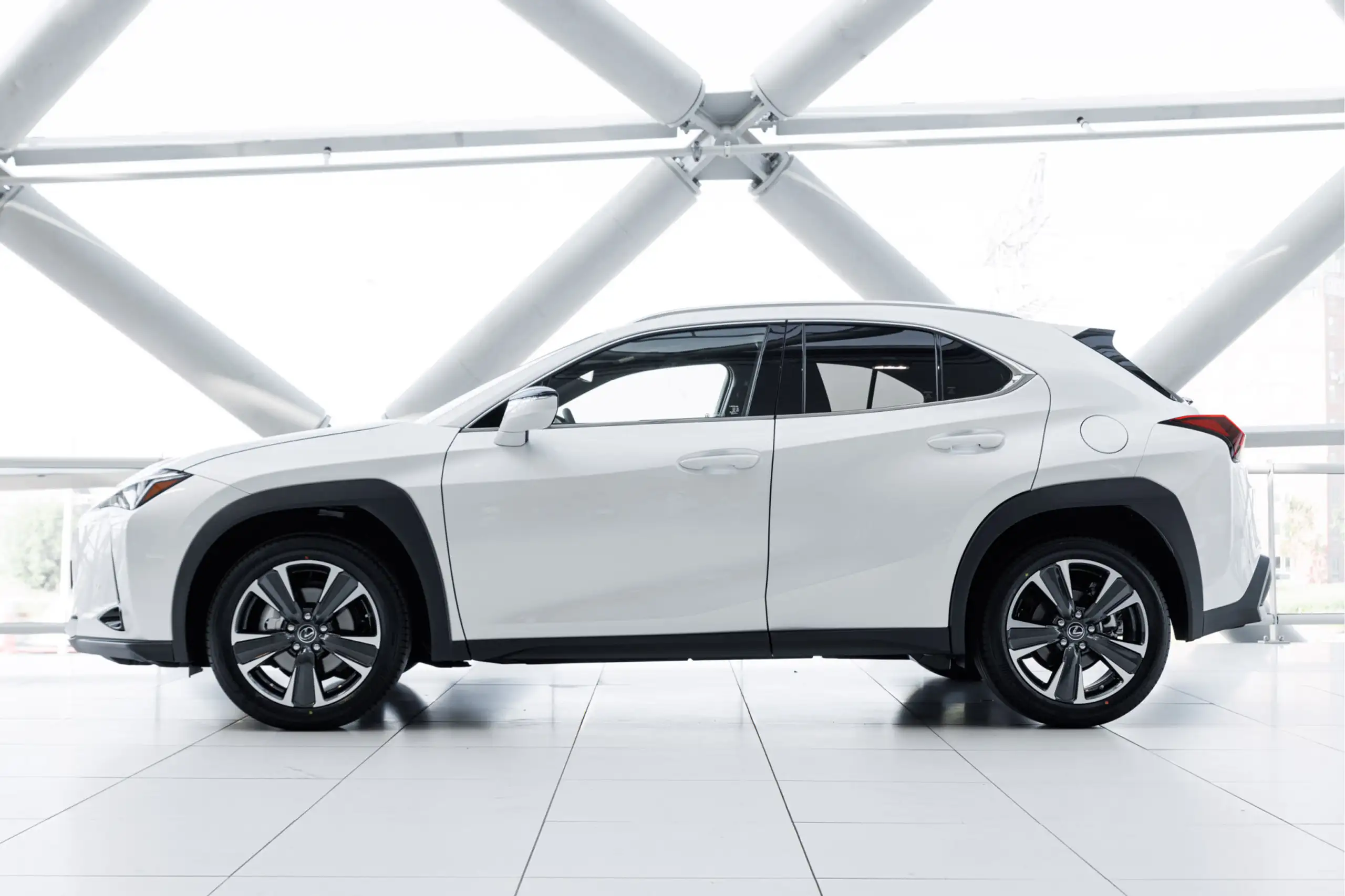 Lexus - UX 250h