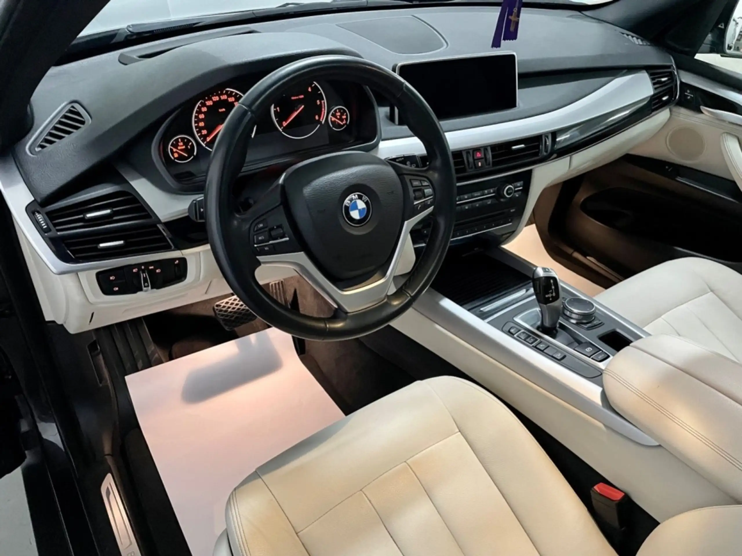 BMW - X5