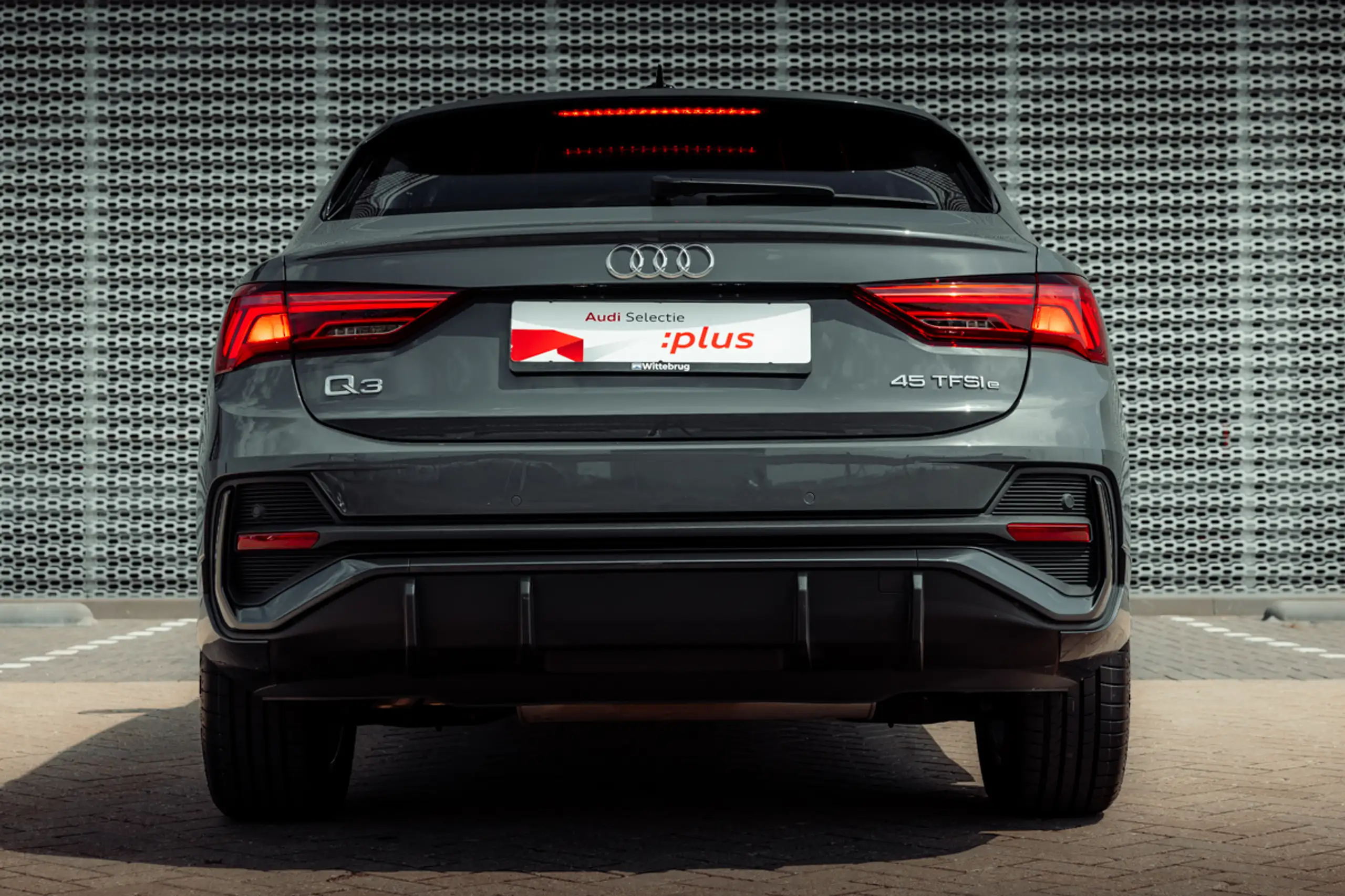 Audi - Q3