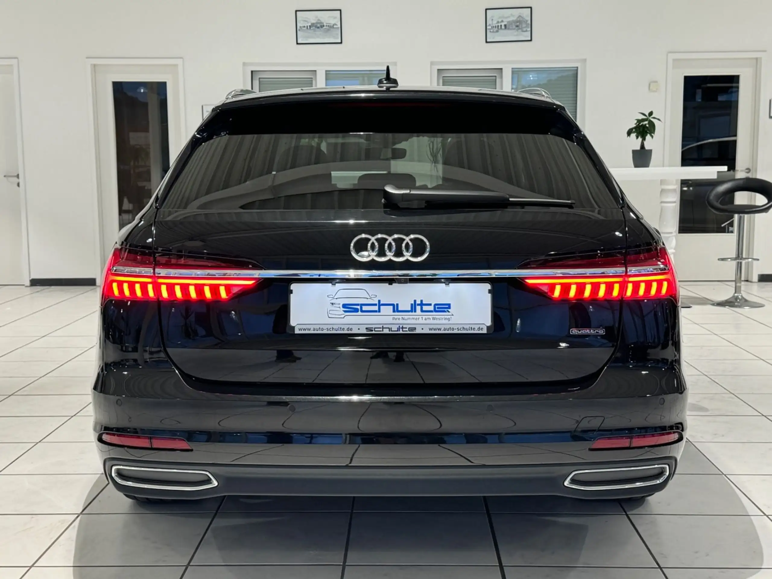 Audi - A6