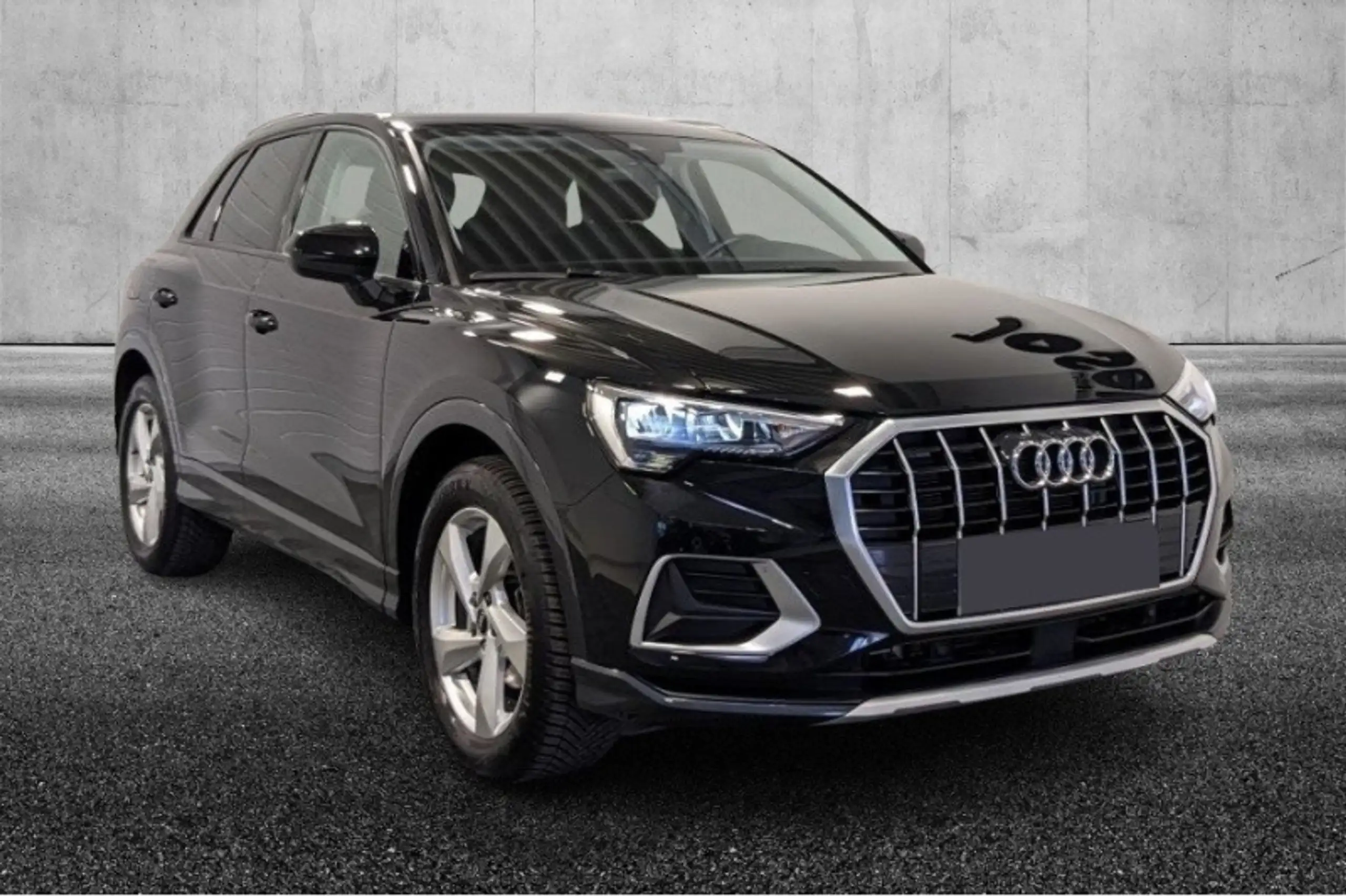 Audi - Q3