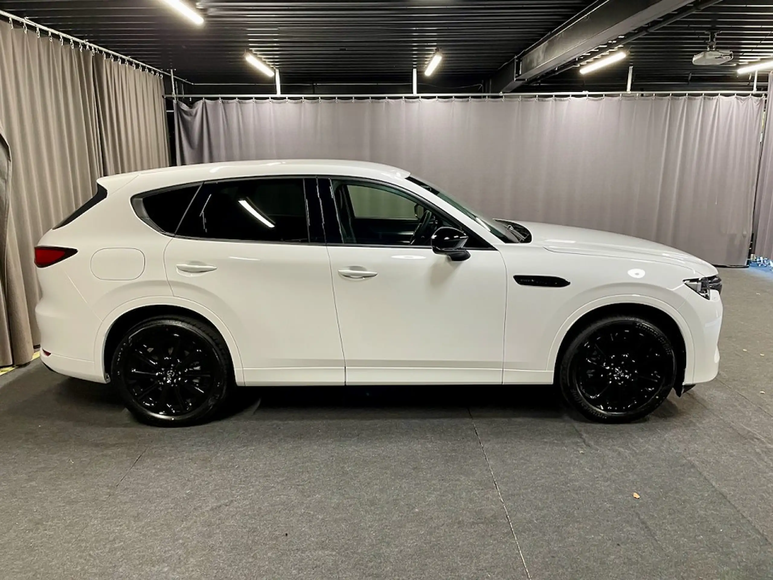 Mazda - CX-60