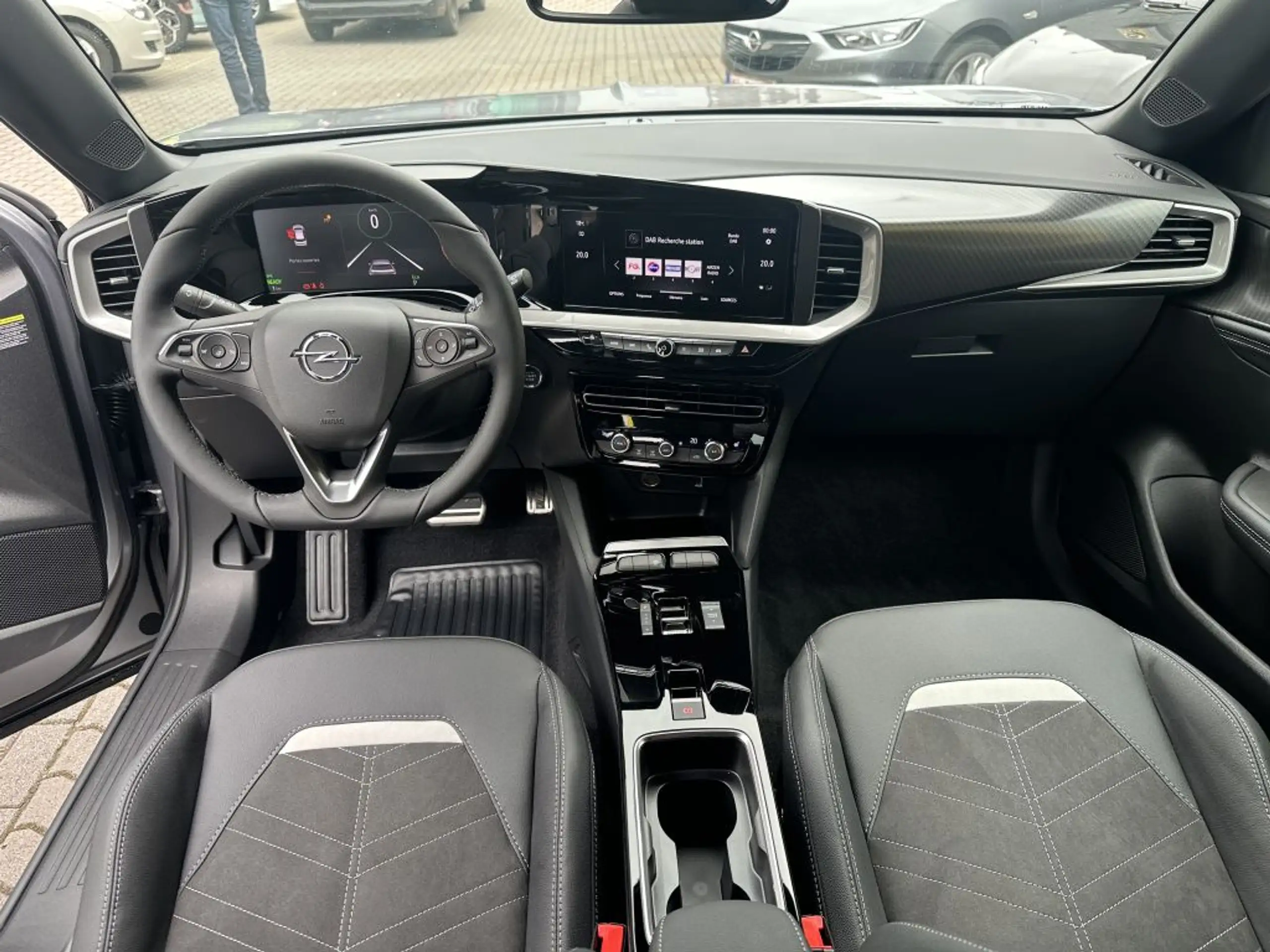 Opel - Mokka-E