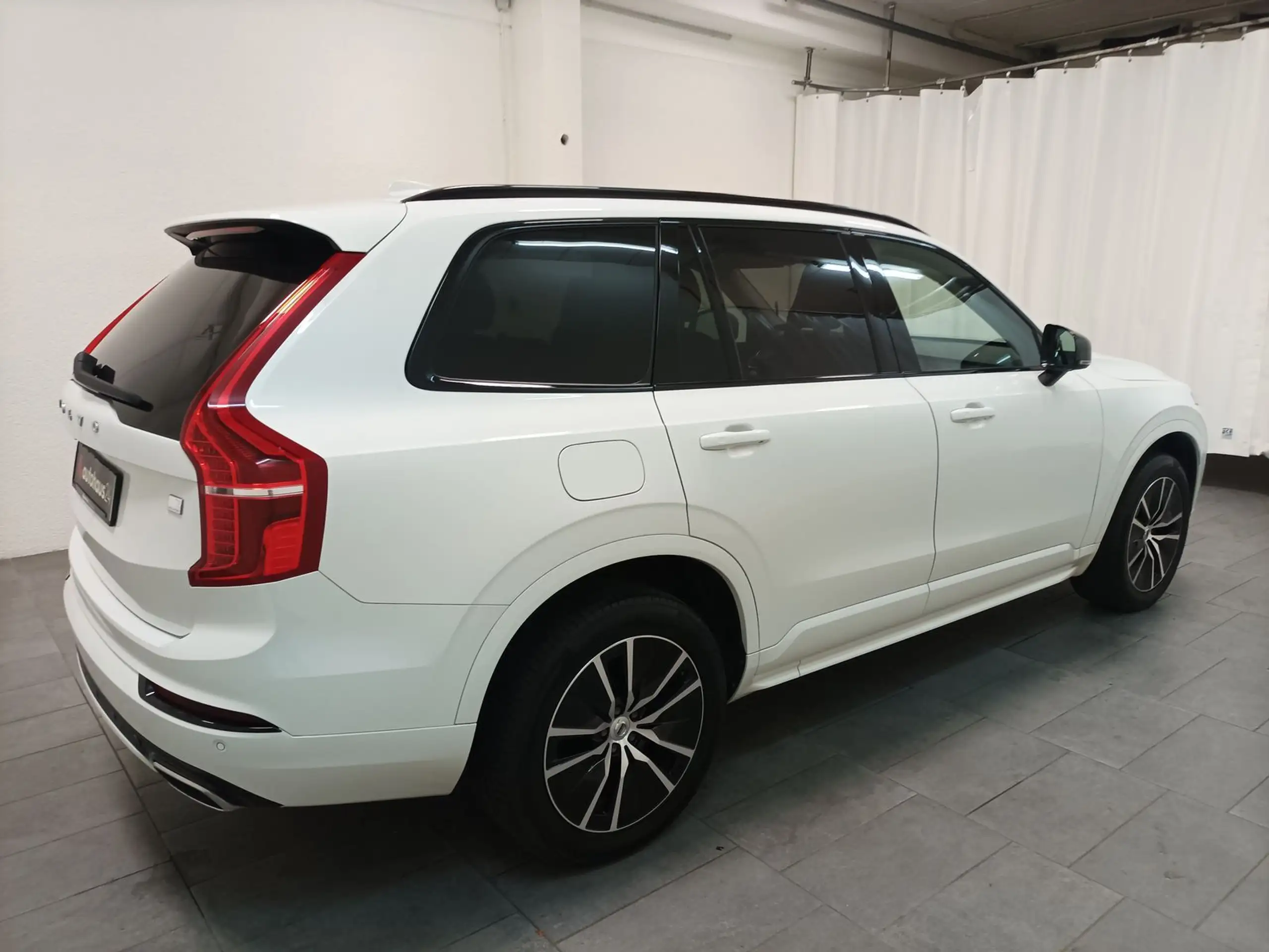 Volvo - XC90