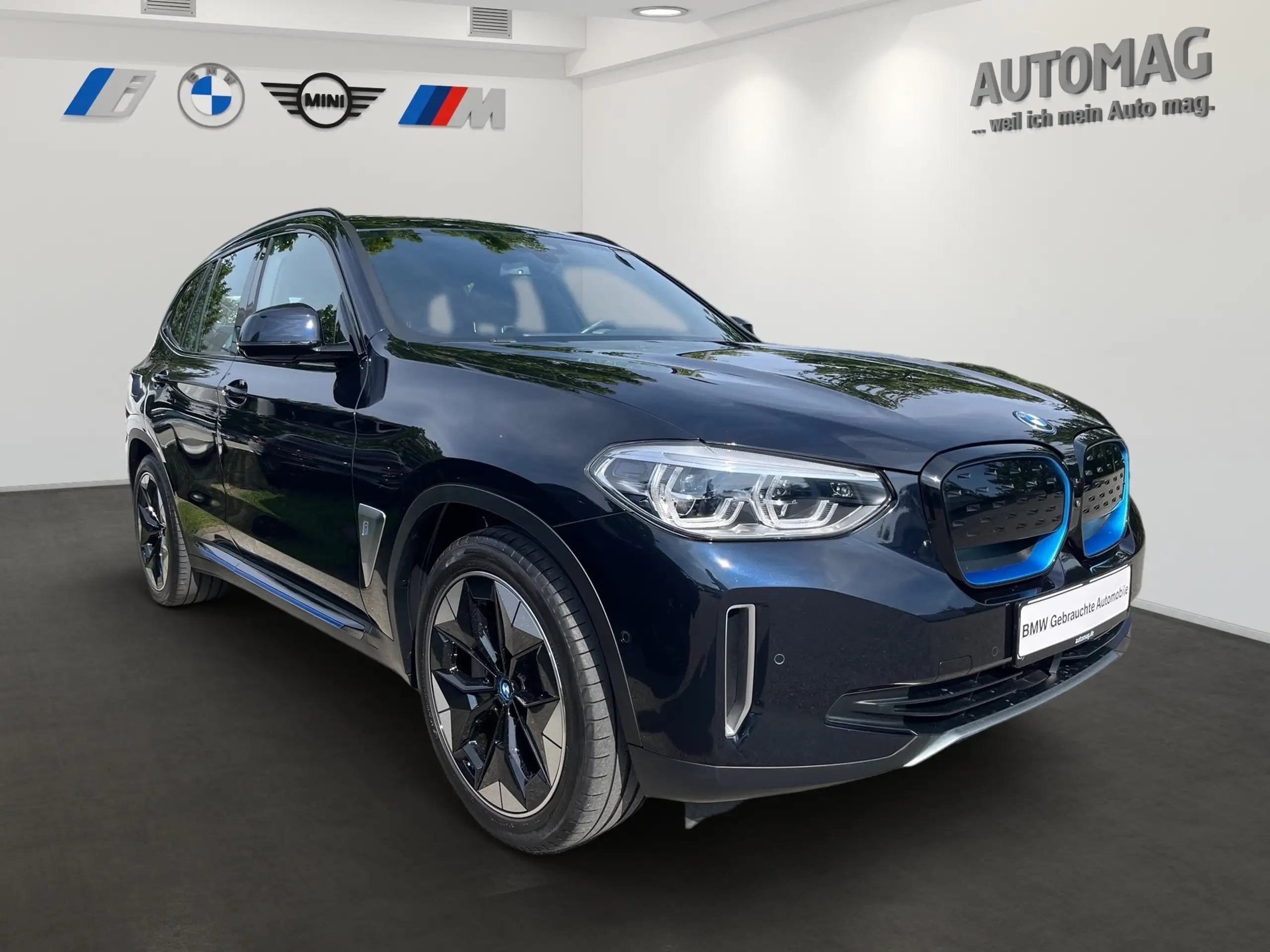 BMW - iX3