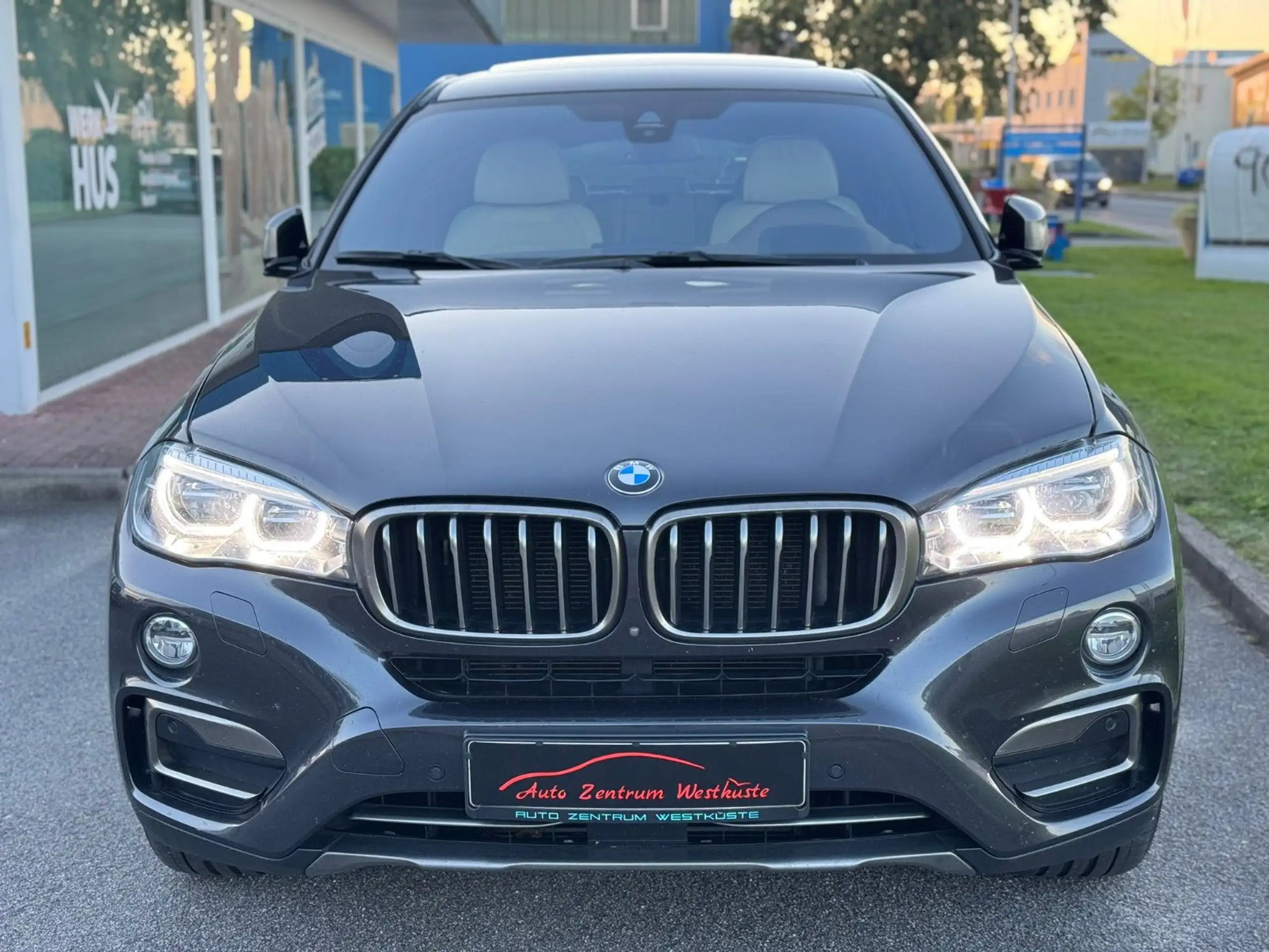 BMW - X6